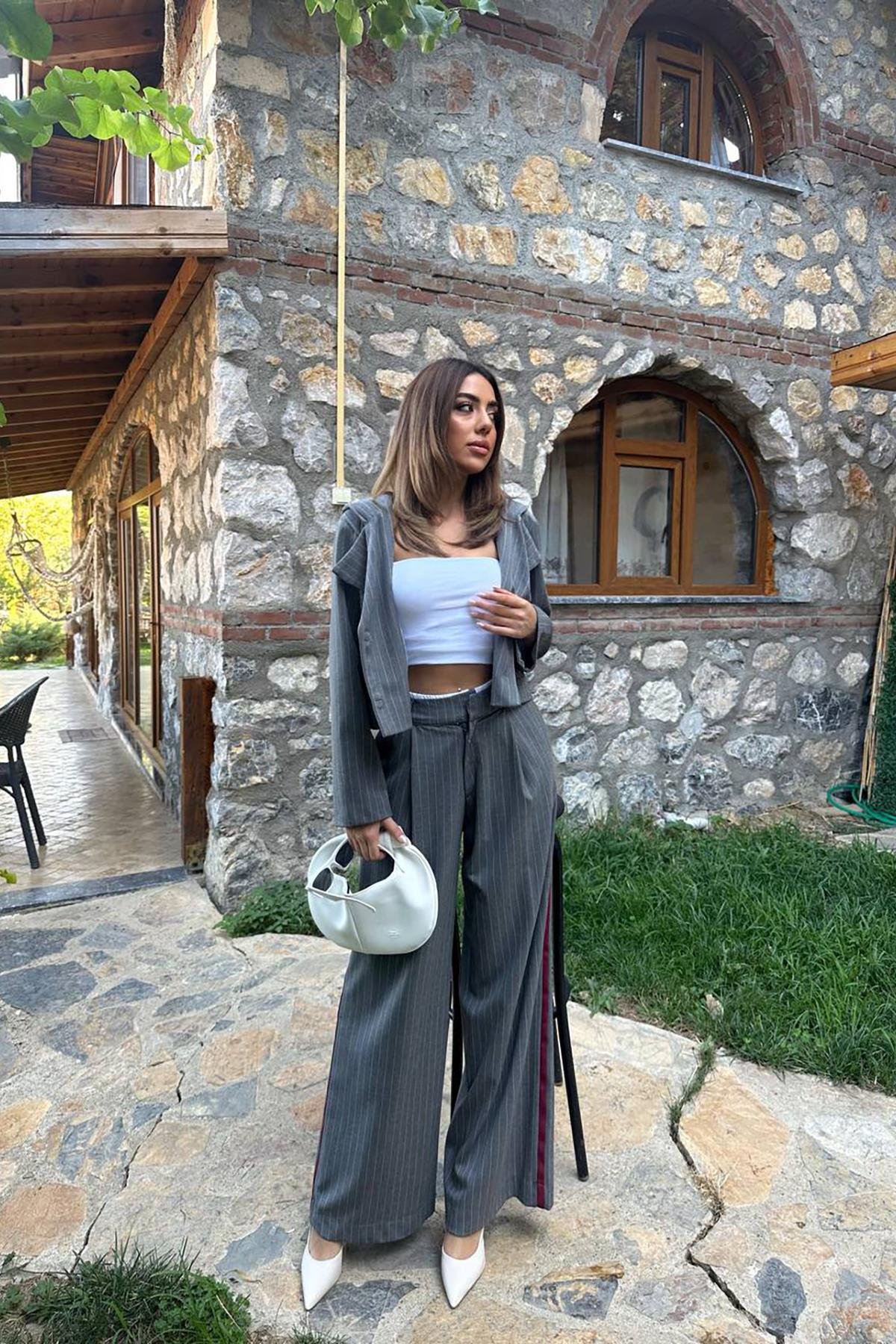 Toptan Gri Yanlardan Şeritli Garnili Pantolon