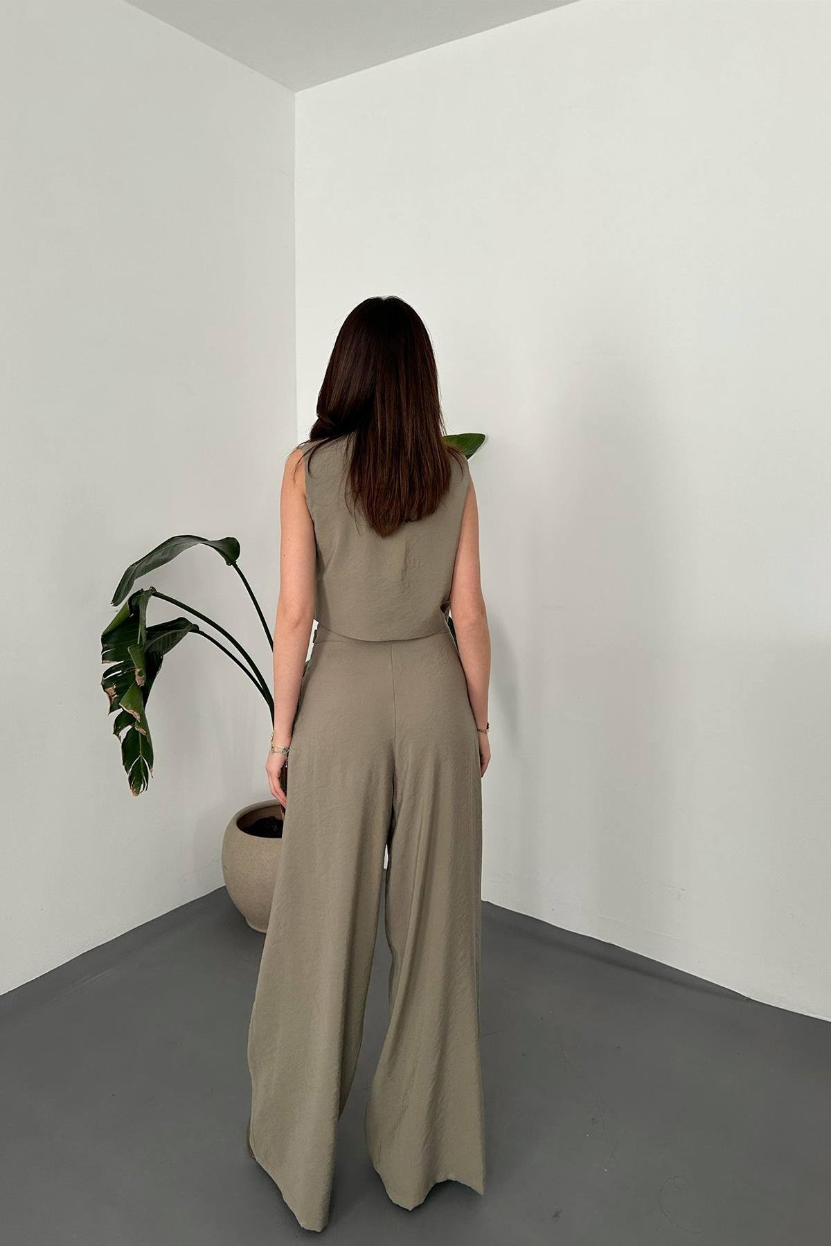 Toptan Haki Asimetrik Yelek Ve Pantolon Takım