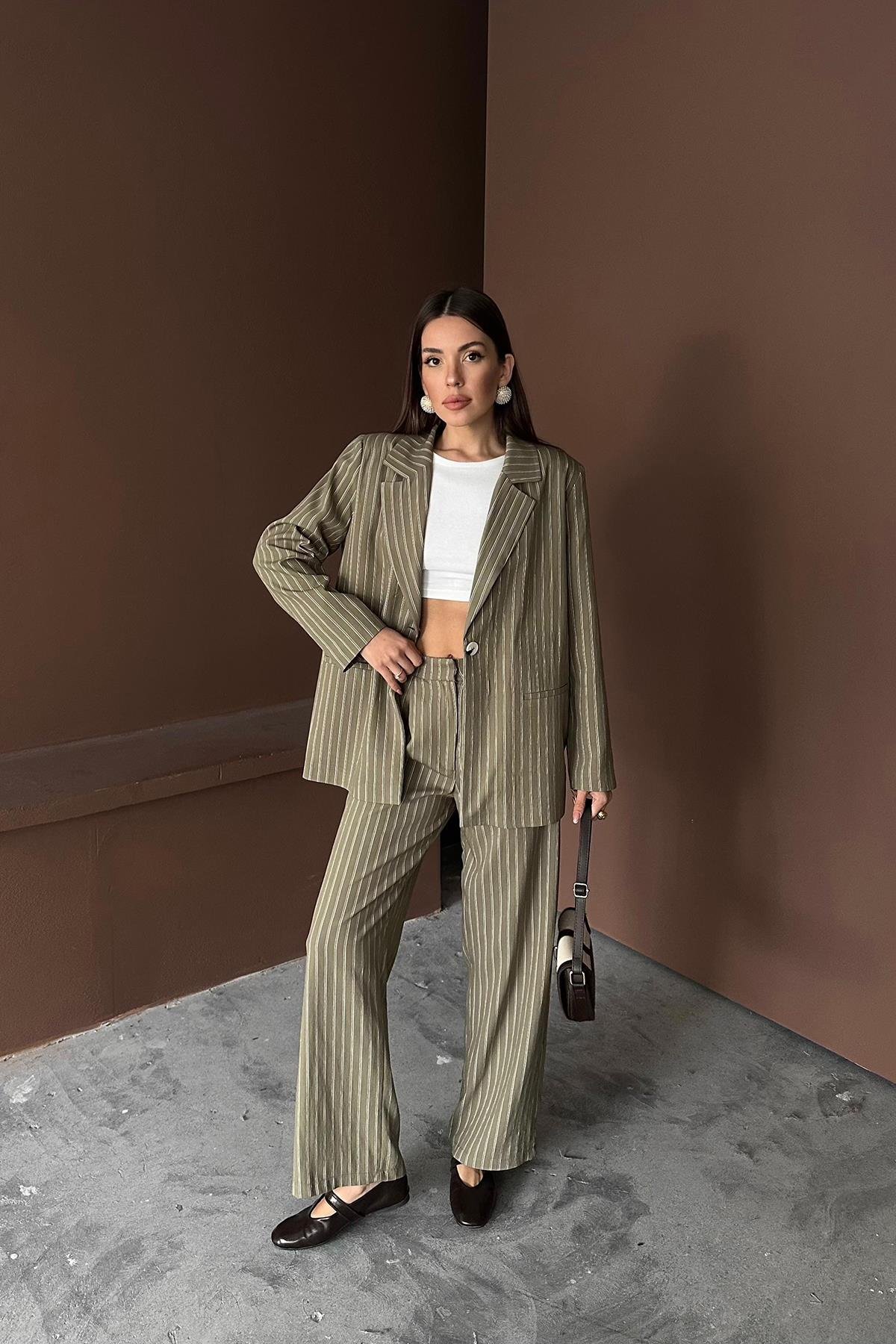 Toptan Haki Çizgili Ceket Ve Pantolon Takım