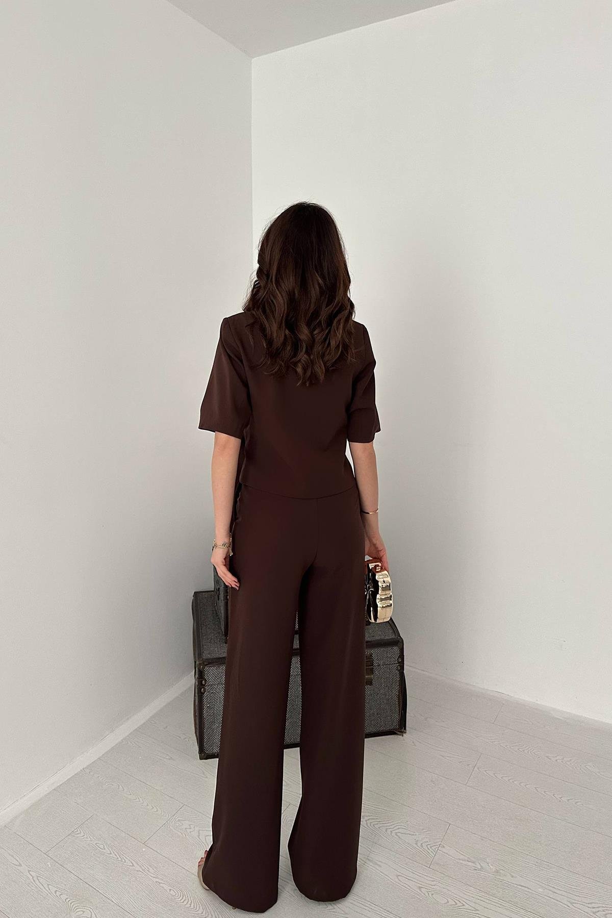 Toptan Kahverengi Tek Tokalı Ceket Ve Pantolon Takım