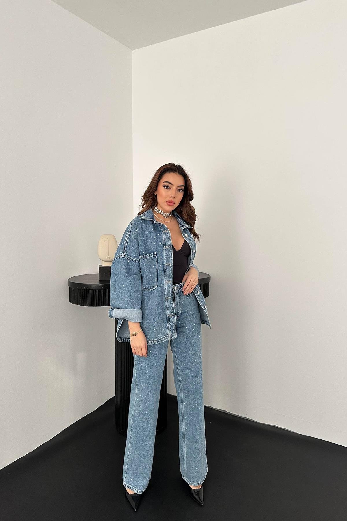 Toptan Kar Yıkama Taşlı Kot Gömlek Pantolon Takım