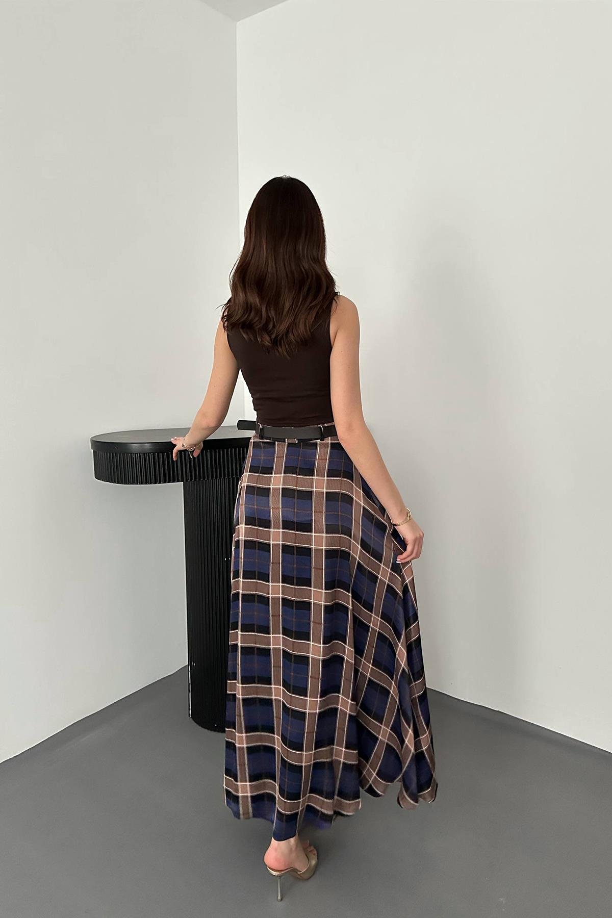 Toptan Lacivert Ekoseli Etek