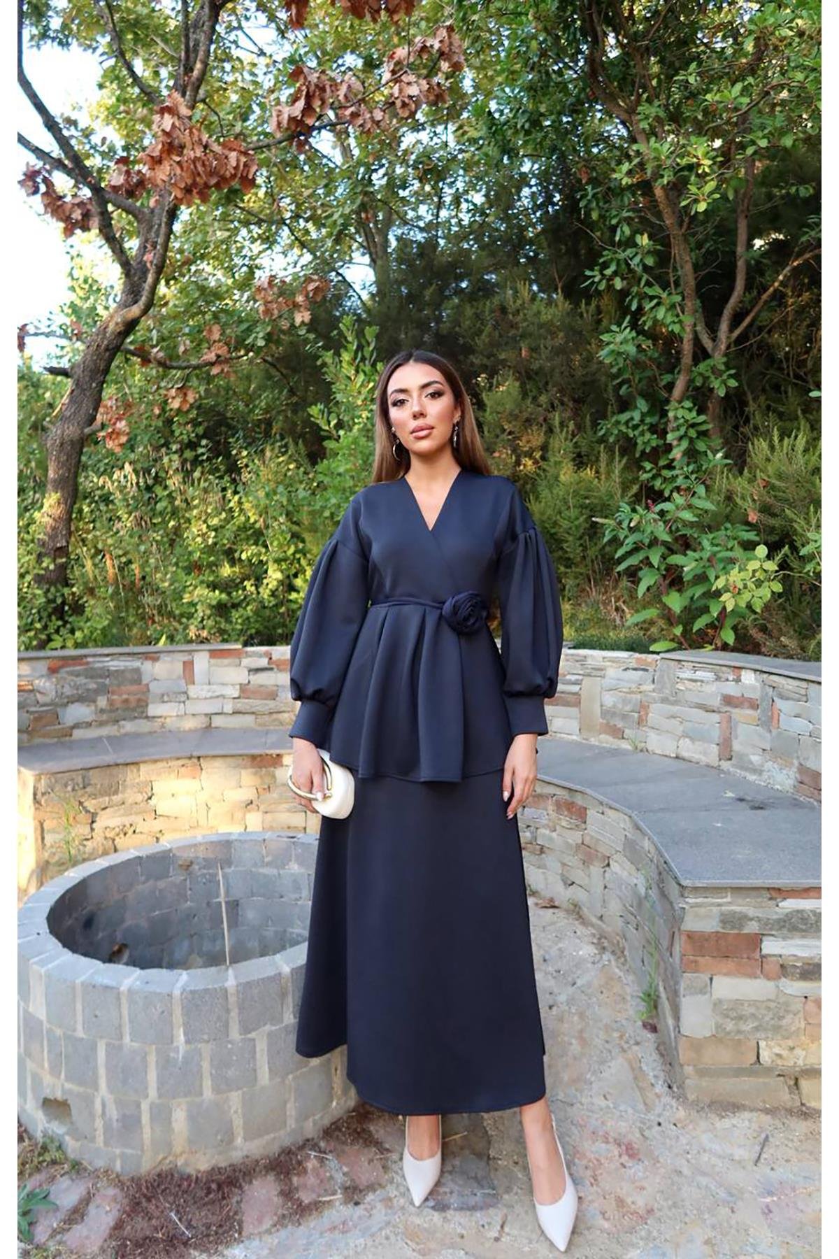 Toptan Lacivert Gül Detaylı Takım