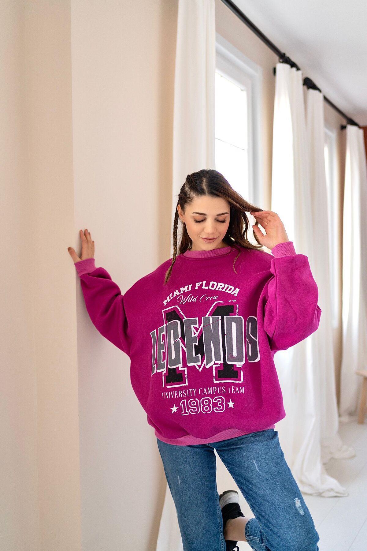 Pembe Yazı Baskılı Sweatshirt