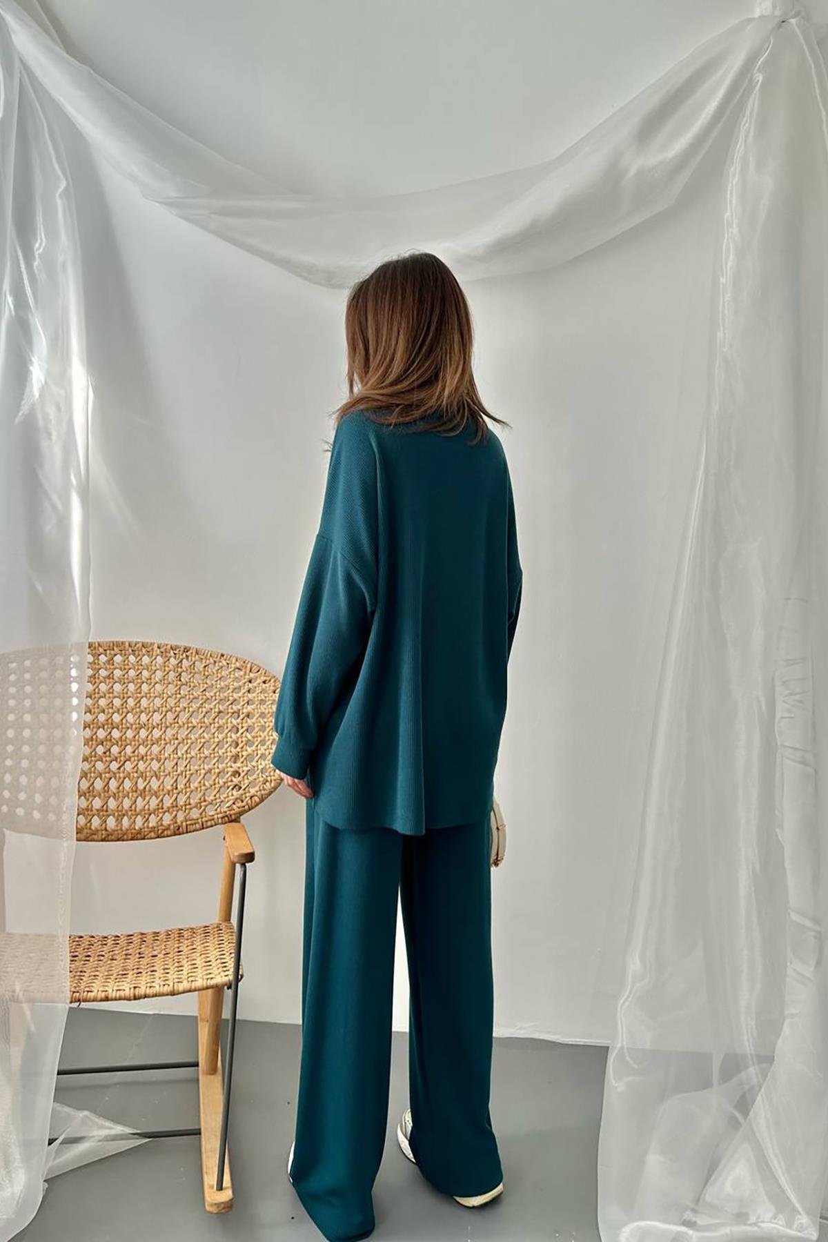 Toptan Petrol Klasik Fitilli Kazak ve Pantolon Takım