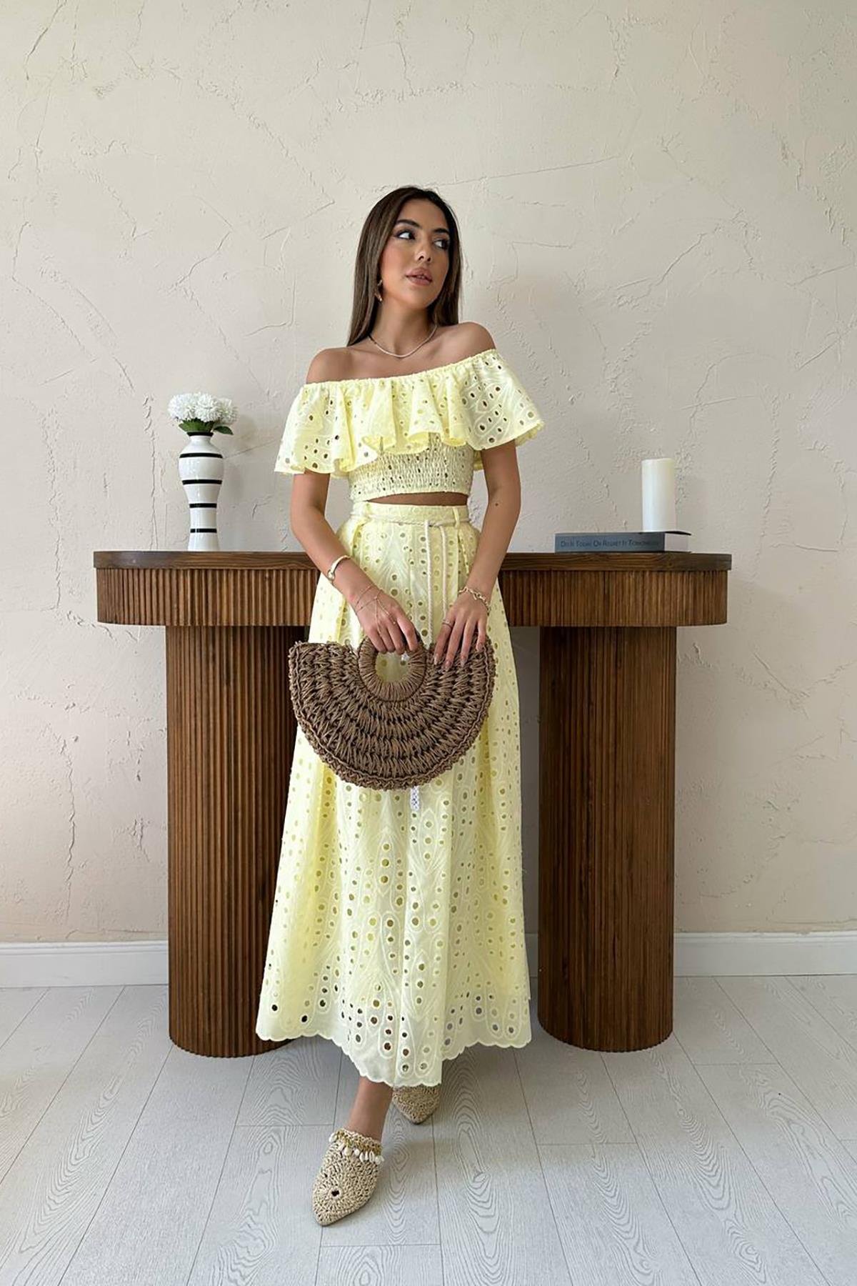 Toptan Sarı Gipeli Bluz Etek Takım