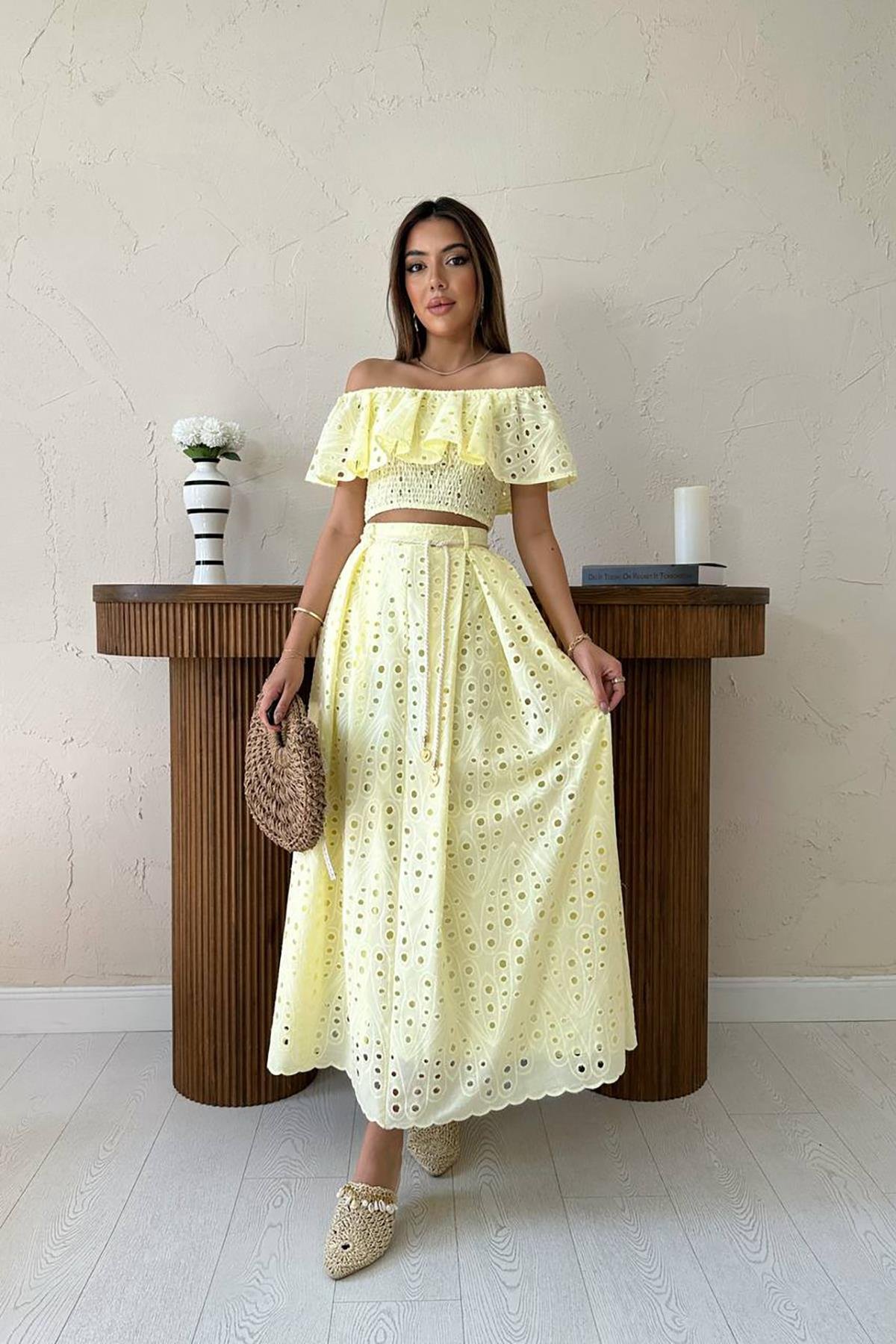 Toptan Sarı Gipeli Bluz Etek Takım