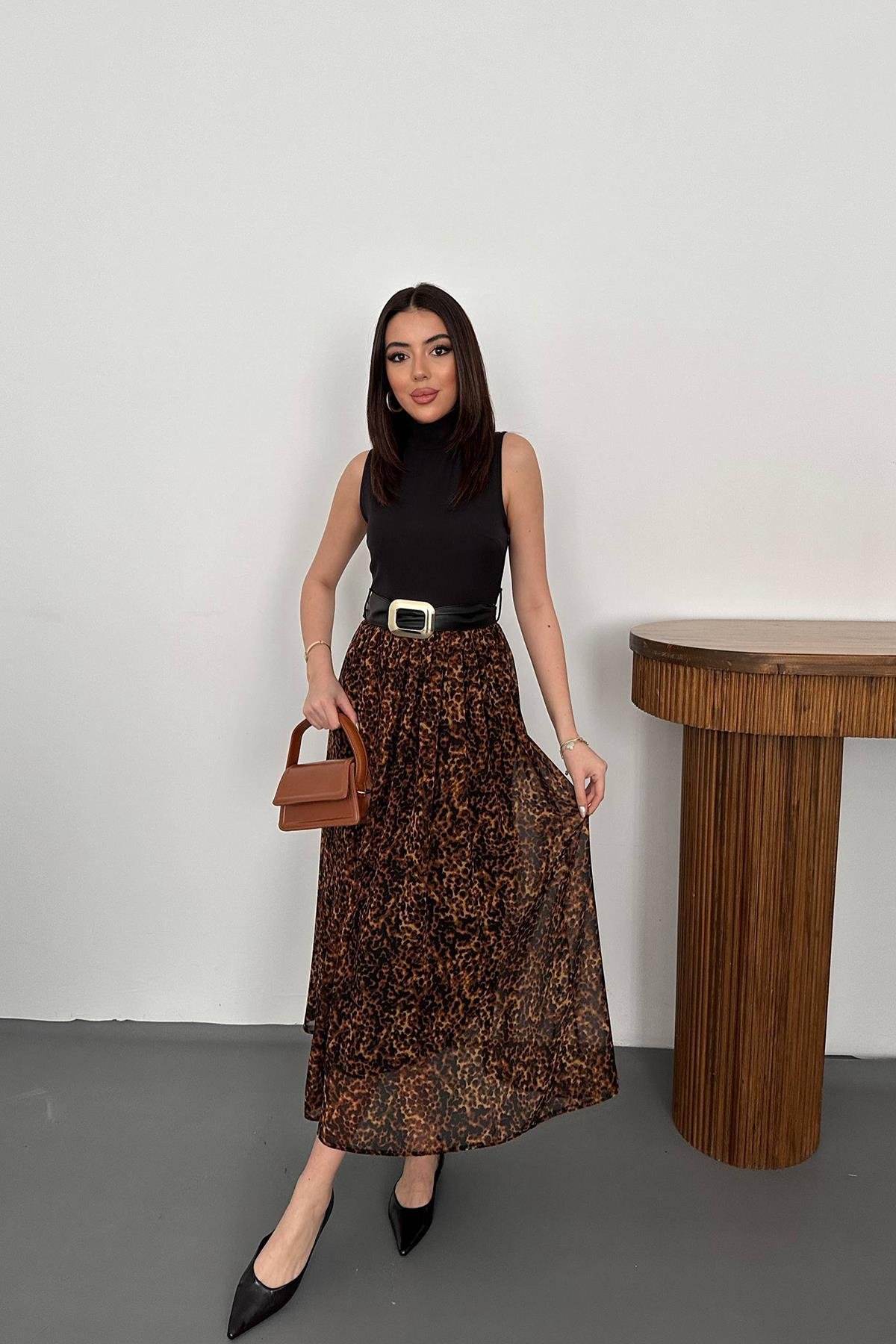 Toptan Siyah Alt Eteği Leopar Elbise