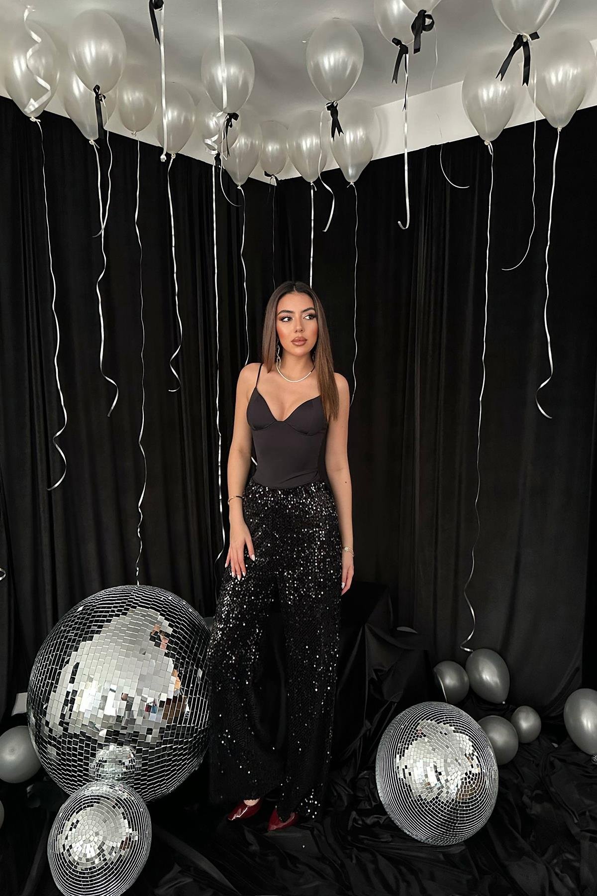 Toptan Siyah Beli Lastikli Pullu Pantolon