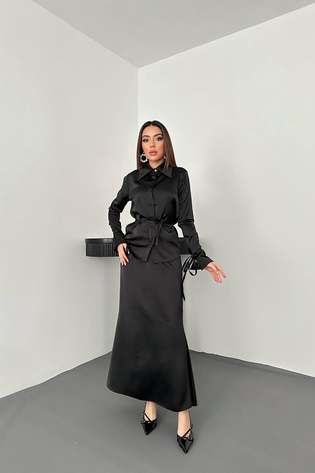 Toptan Siyah Biyeli Gömlek ve Etek Takım