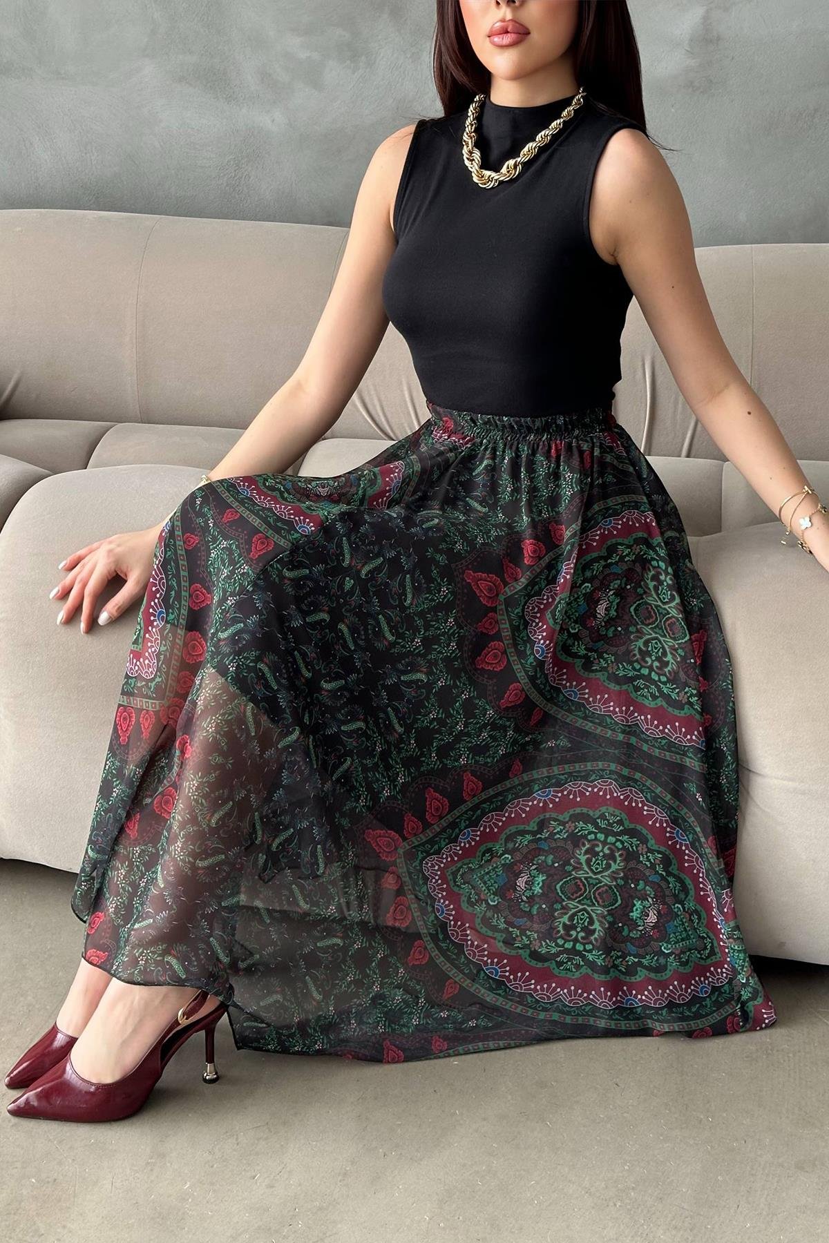 Toptan Siyah Desenli Şifon Dilimli Etek