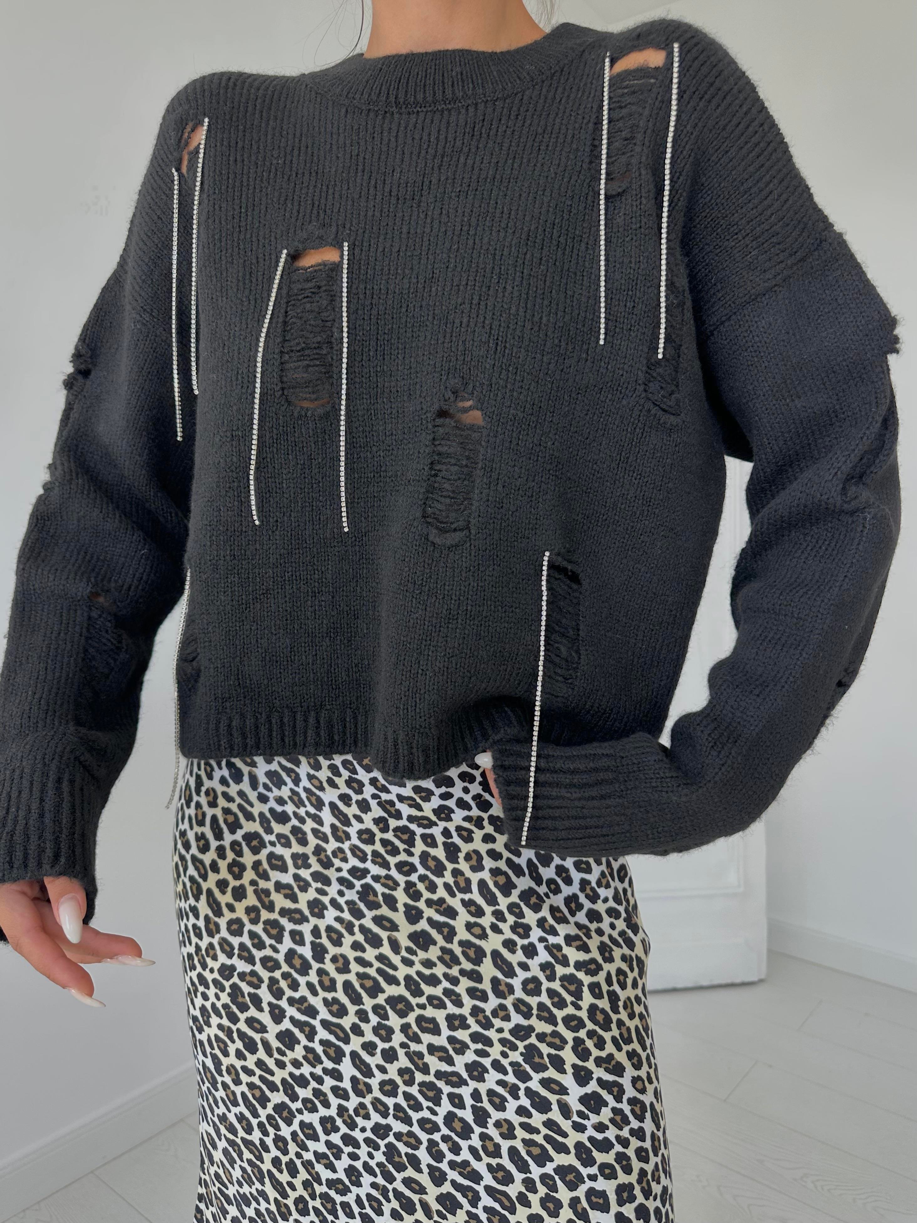 Toptan Siyah Faça ve Zincirli Triko Kazak