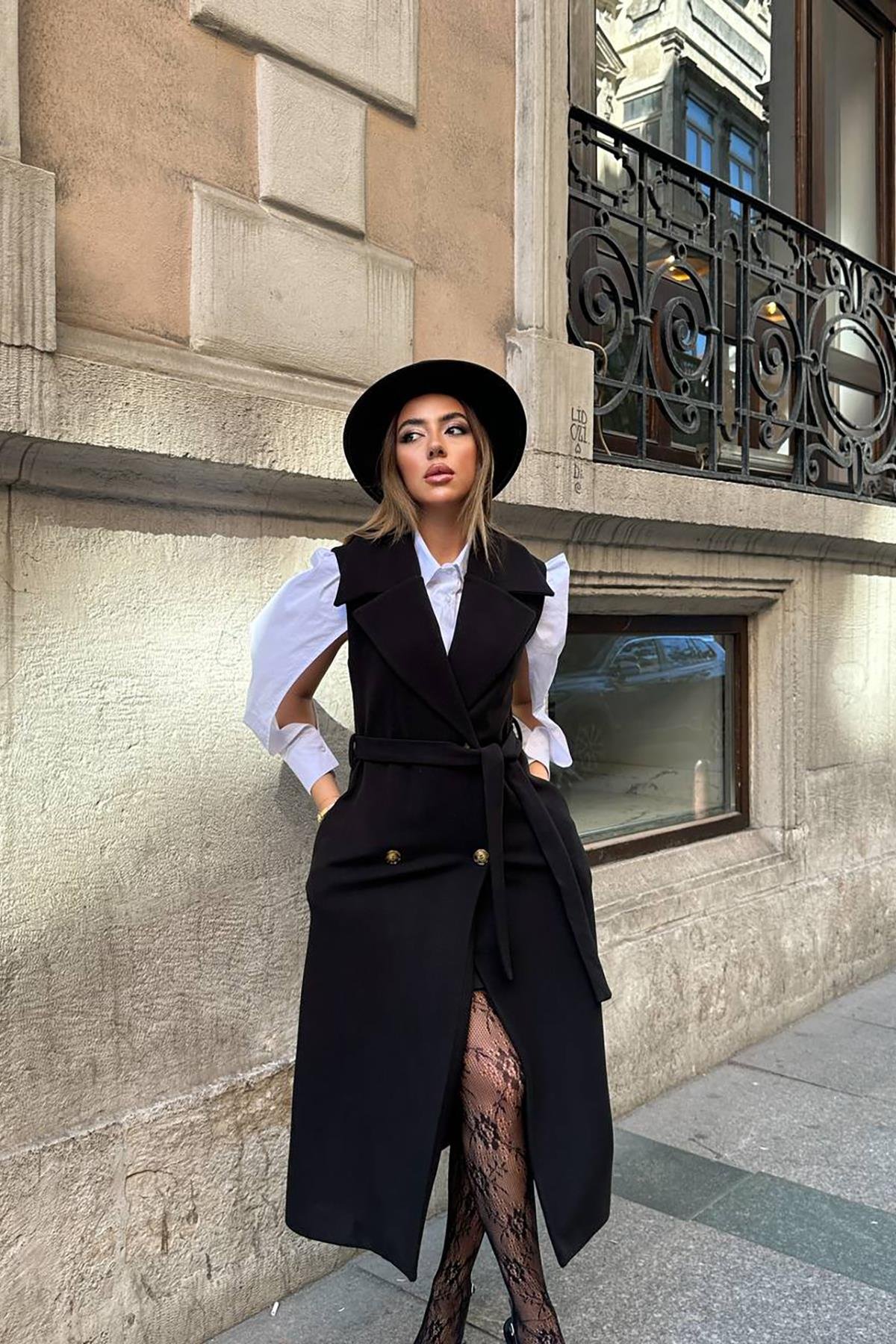 Wholesale Black Sleeveless Cashmere Women's Coat