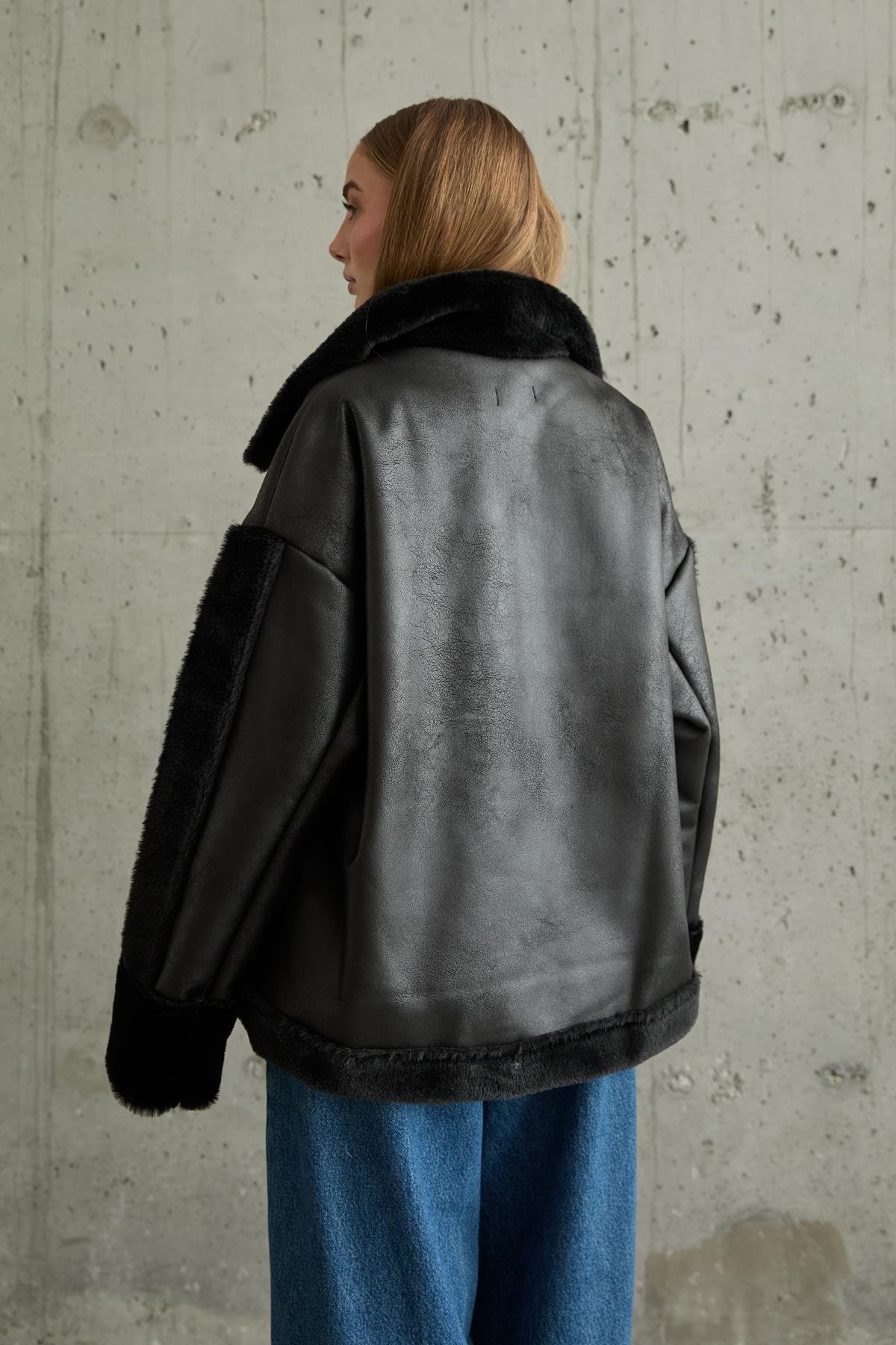 Toptan Siyah Kürklü Kaban