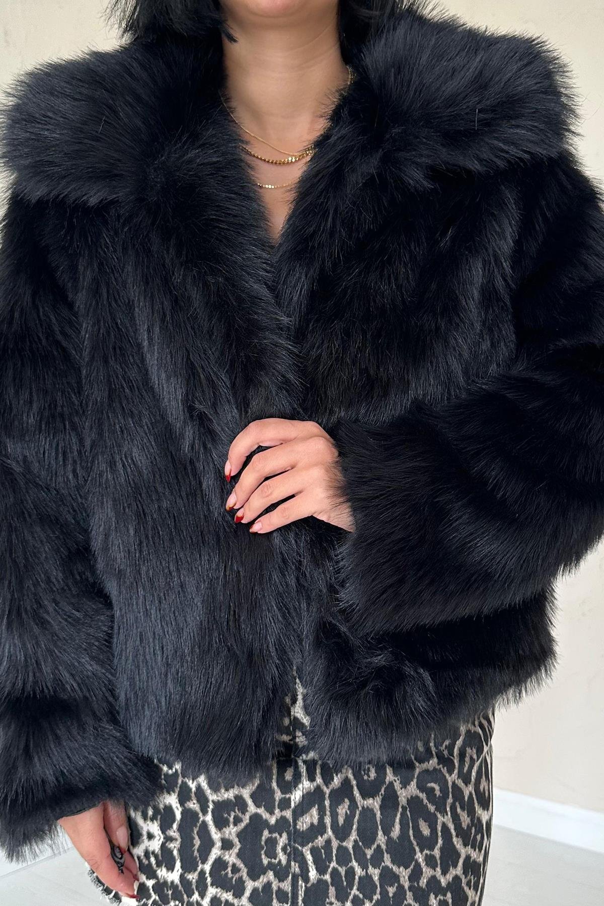 Wholesale Black Fur Short Coat
