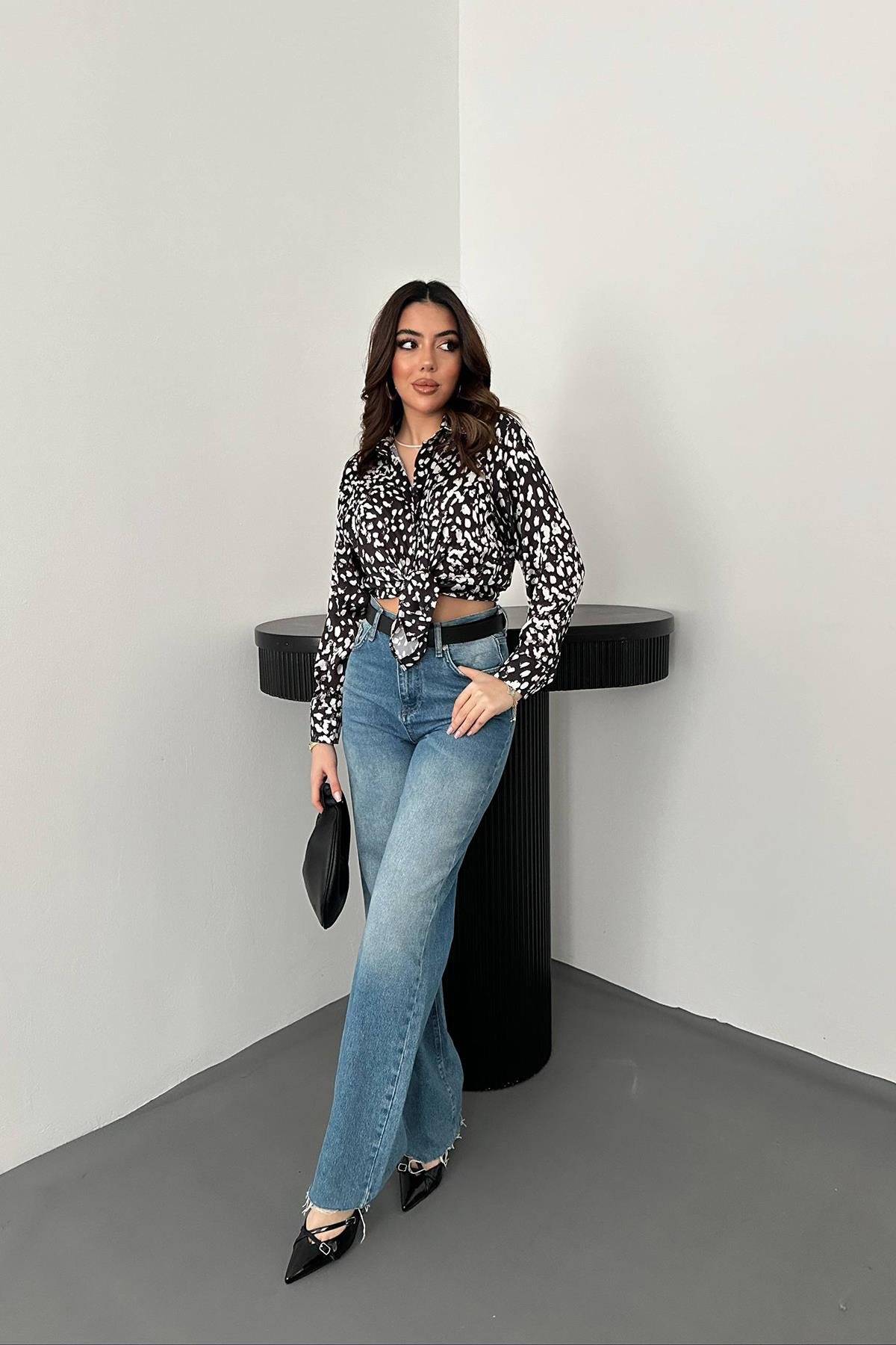 Wholesale Black Leopard Print Satin Shirt