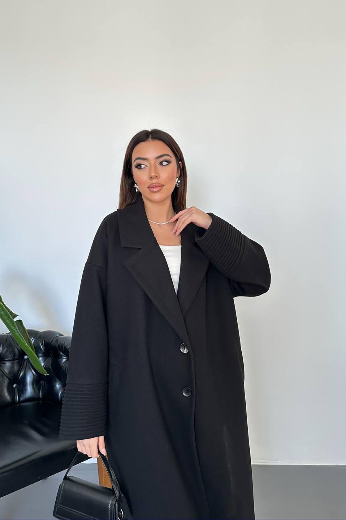 Toptan Siyah Manşet Detaylı Kaban