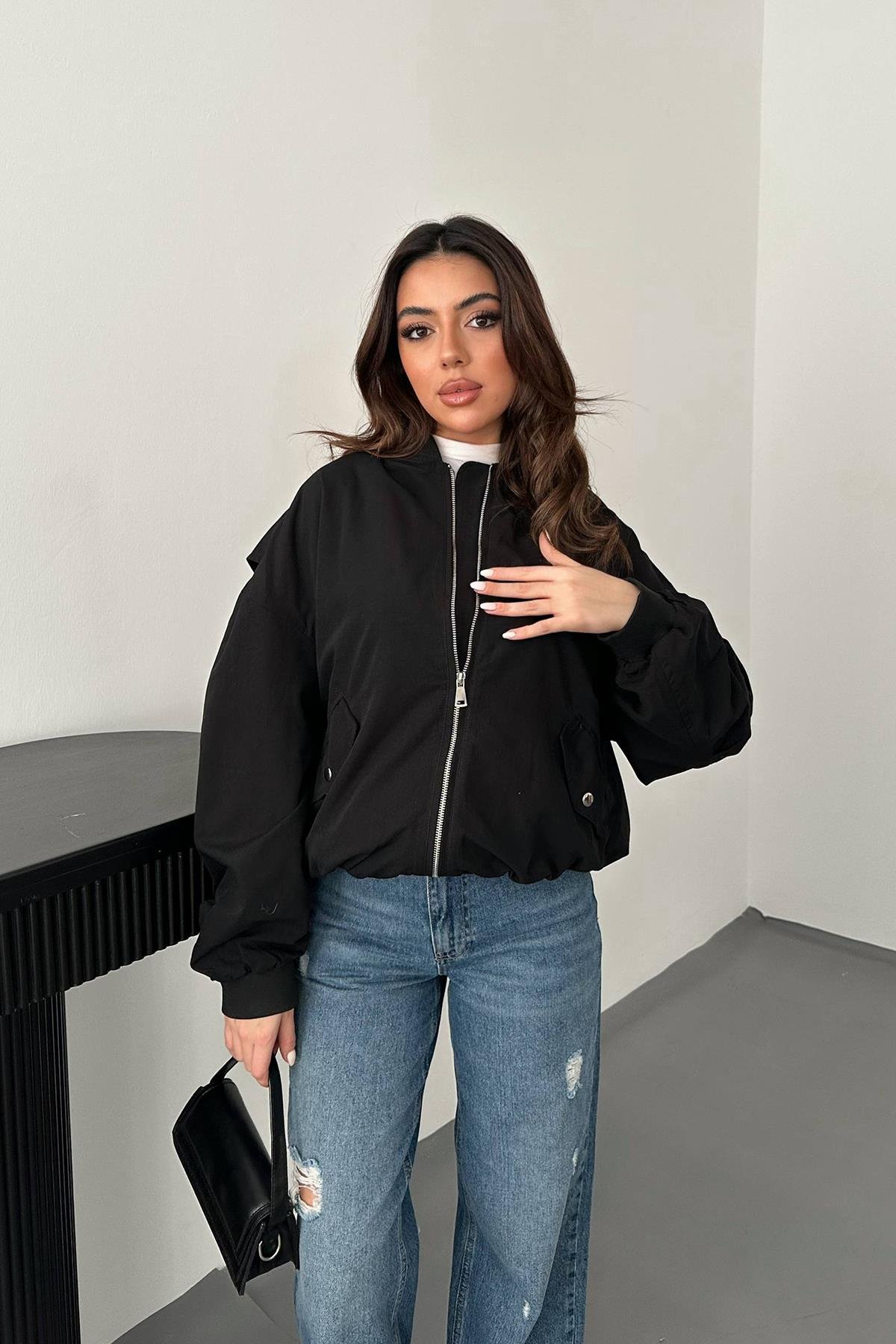 Toptan Siyah Parçalı Bomber Ceket