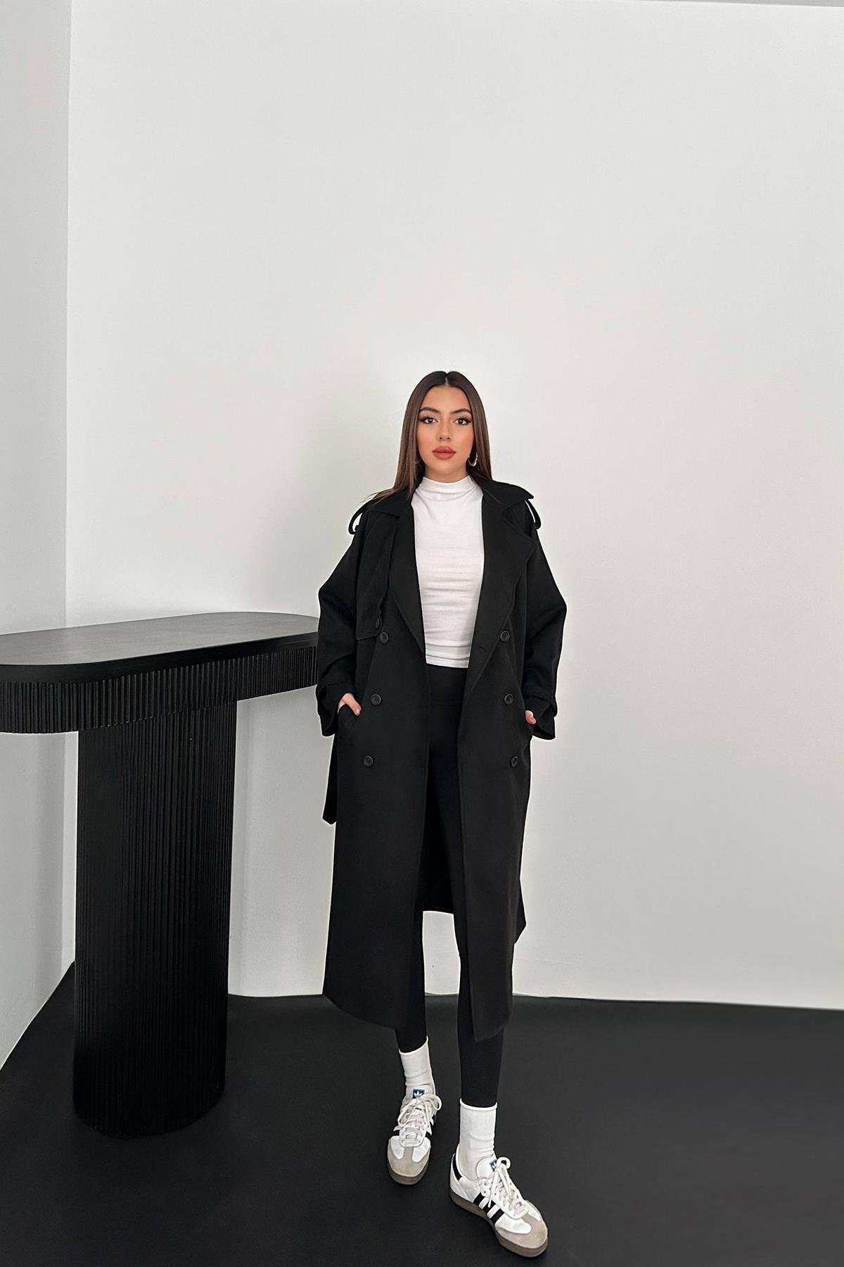 Toptan Siyah Reglan Kollu Süet Trençkot