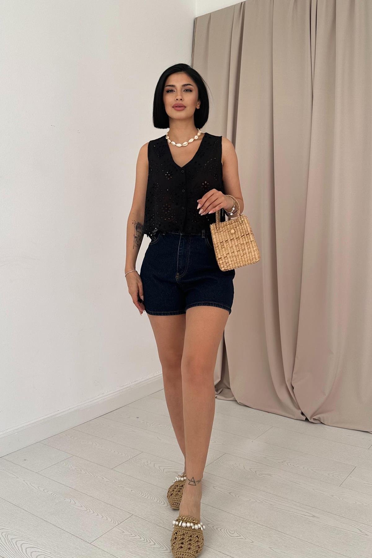 Wholesale Black Zero Sleeve Embroidered Blouse