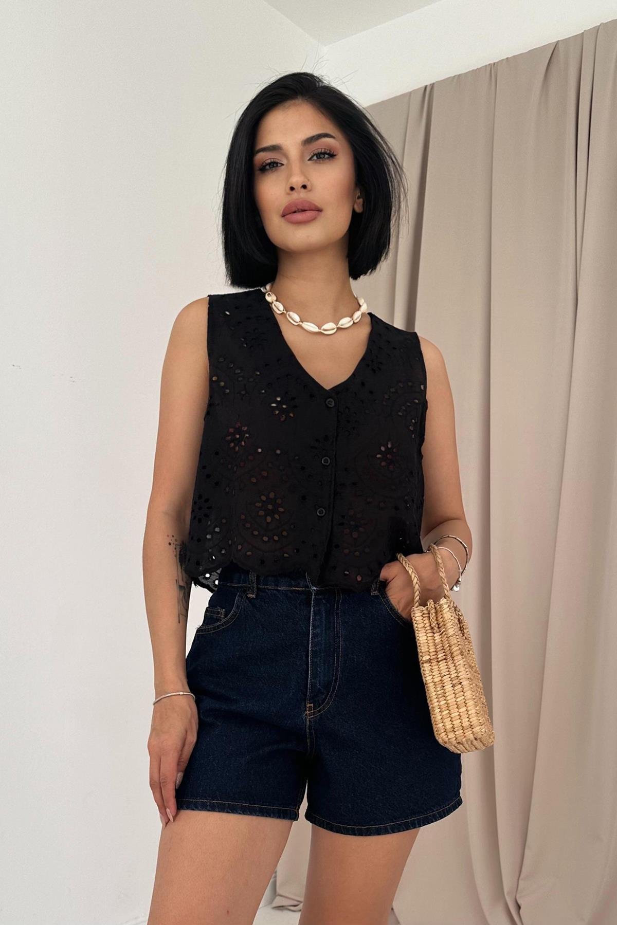 Wholesale Black Zero Sleeve Embroidered Blouse