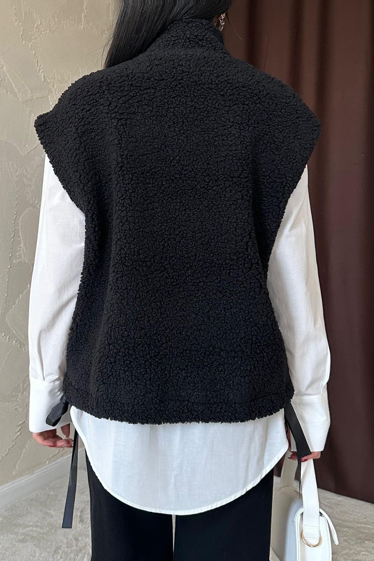 Оптовый черный жилет с завязками по бокам