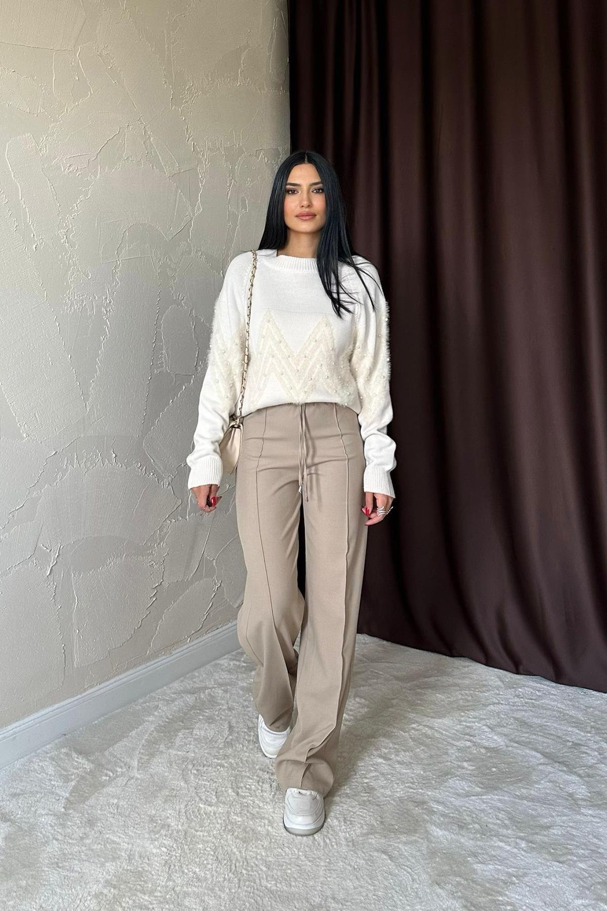 Toptan Taş Zikzak Boncuklu Triko Kazak