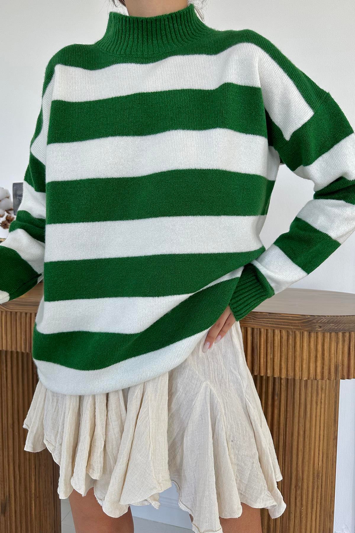 Toptan Yeşil Çizgili Triko Kazak