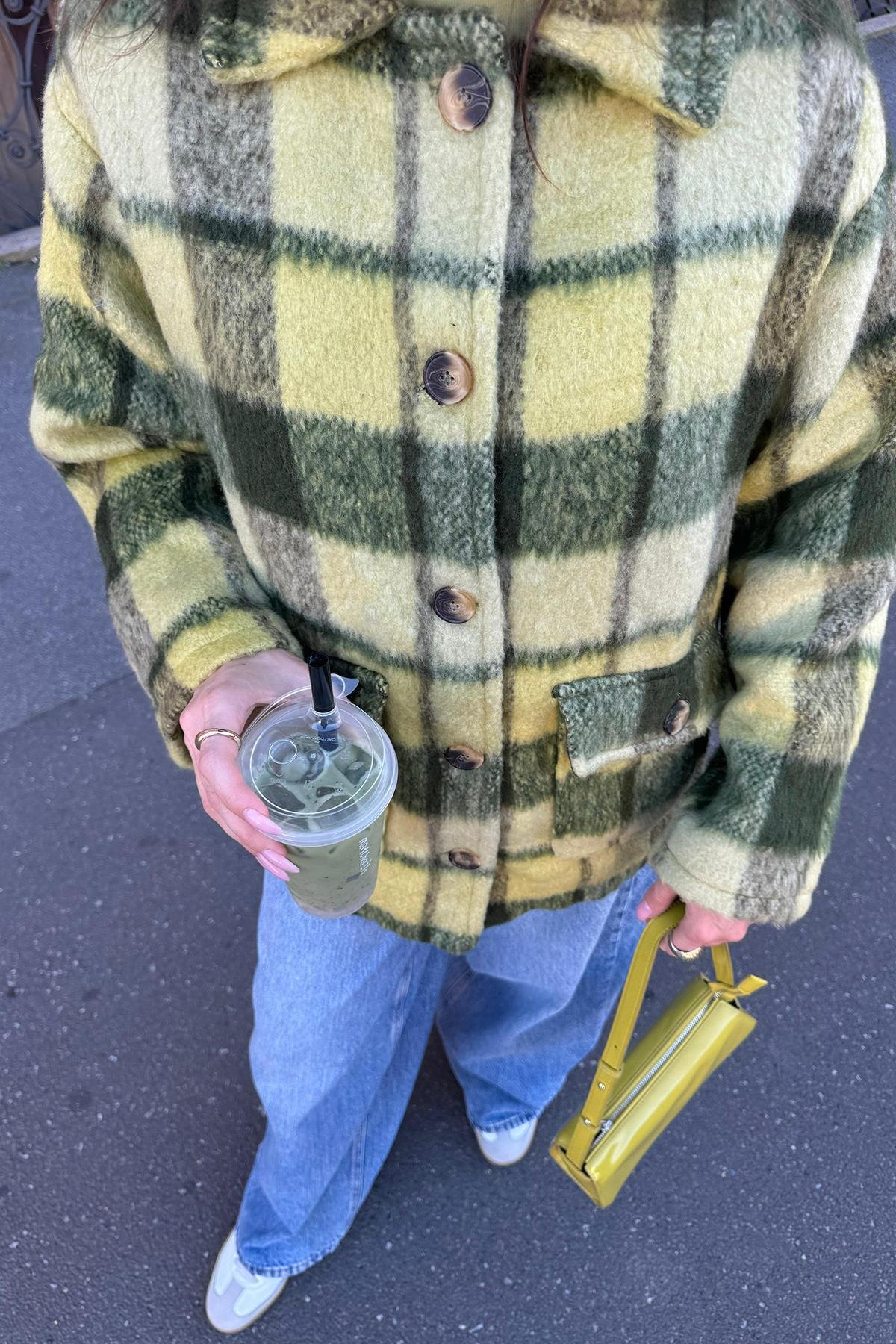 Toptan Yeşil Düğmeli Ekoseli Kadın Kaban