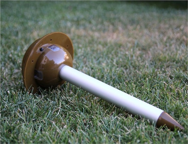 Güneş Enerjili Ultrasonik Yılan Akrep Fare Kovucu 750m2