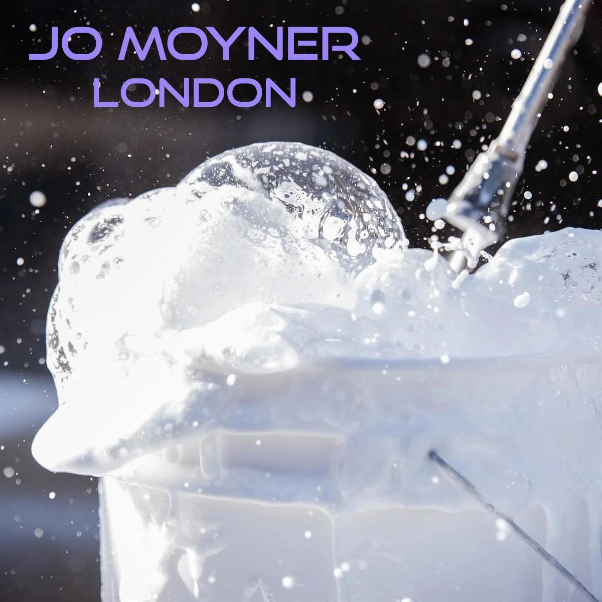 Jo Moyner Profesyonel Bol Köpüklü Konsantre Fırçasız Oto Yıkama Şampuanı 500ml Formulated in England