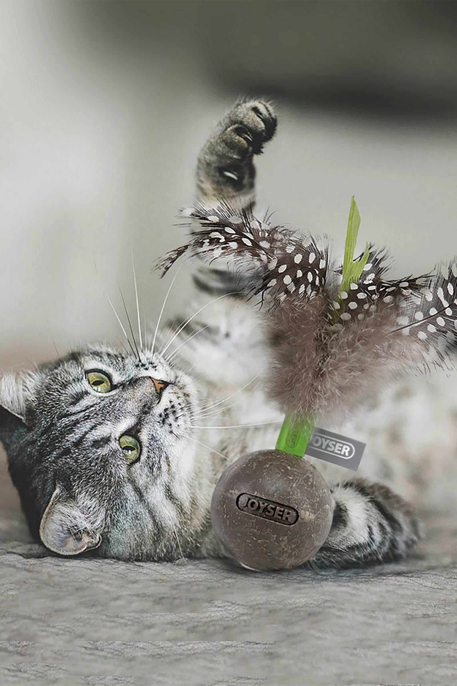 JOYSER Catnip Ball Kedi Otlu Gerçek Tüylü Top Kedi Oyuncağı 13 cm