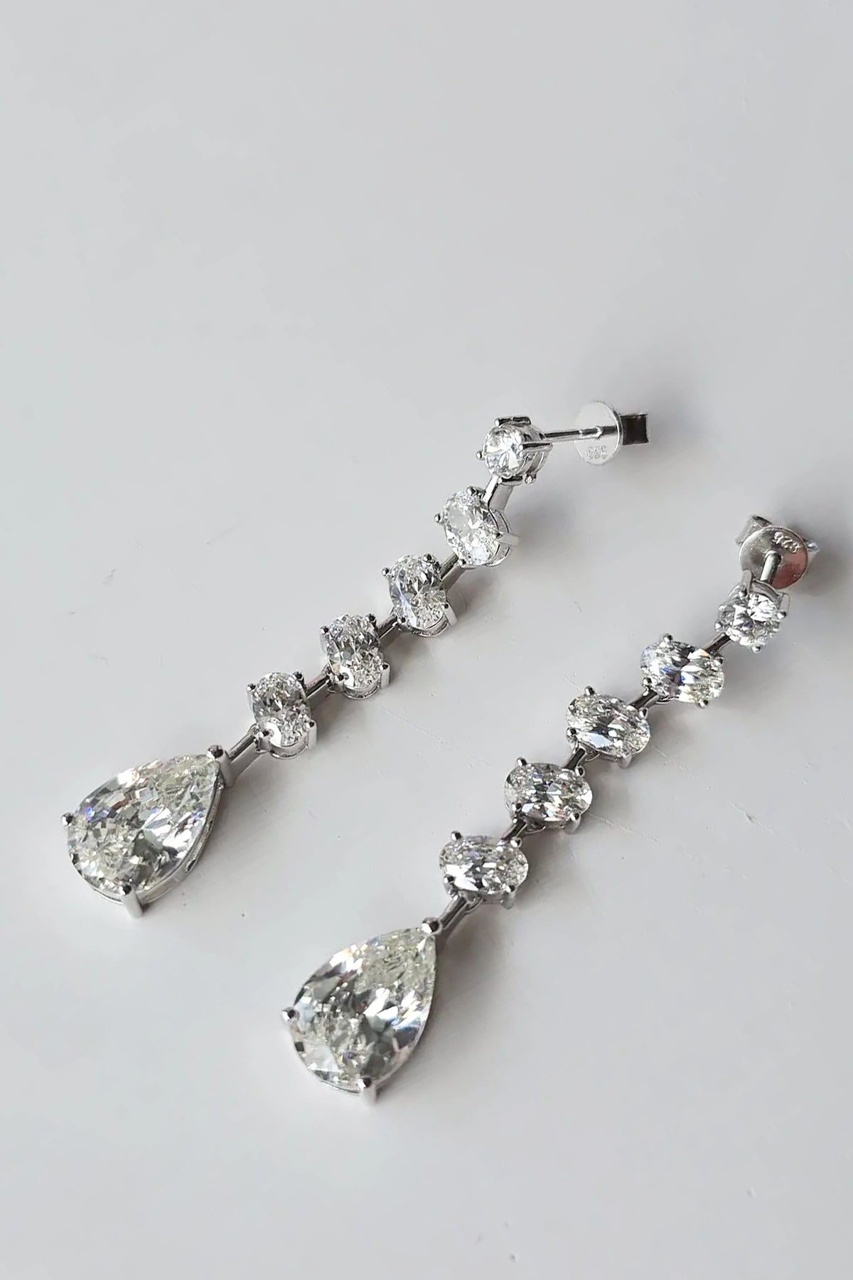 ÇİFT MOZANİT CASCADE DROP OVAL GÜMÜŞ KÜPE