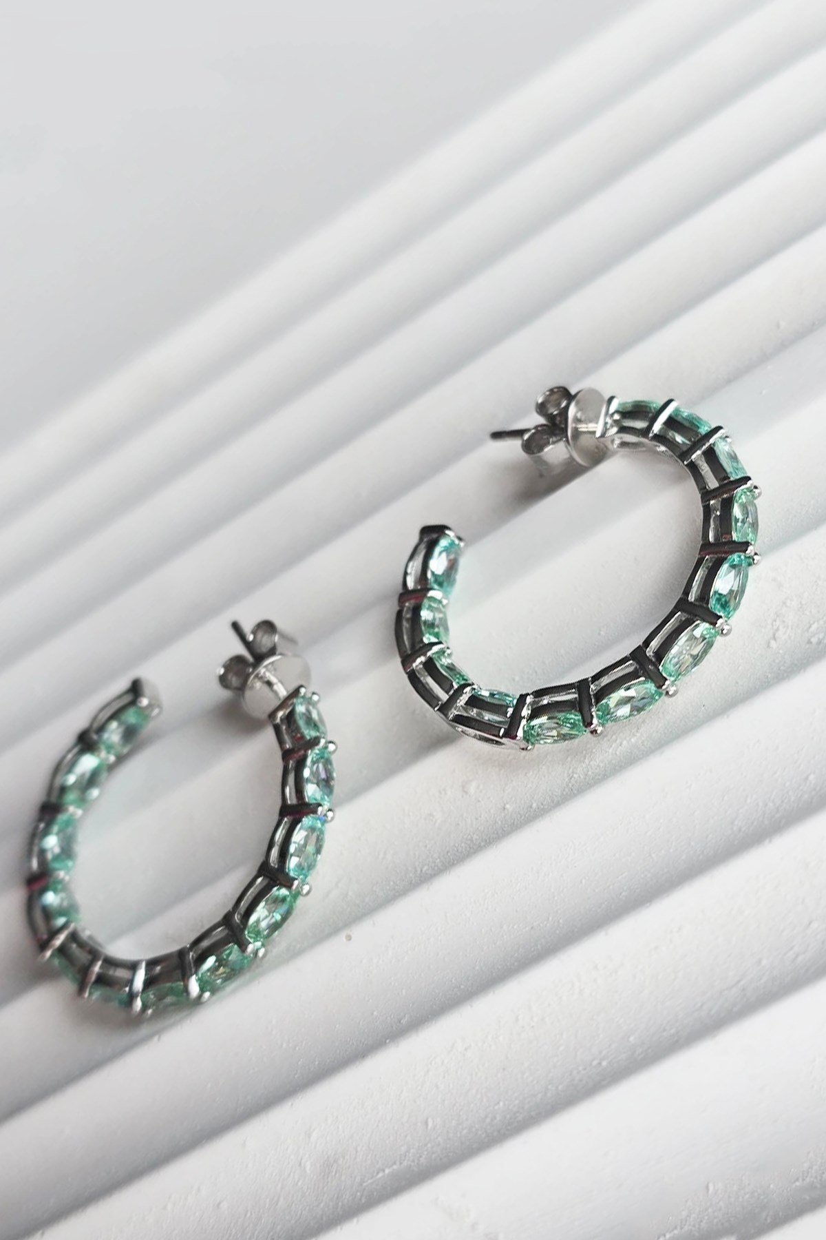 ÇİFT OVAL PARAİBA TURMALİN HALKA  GÜMÜŞ KÜPE