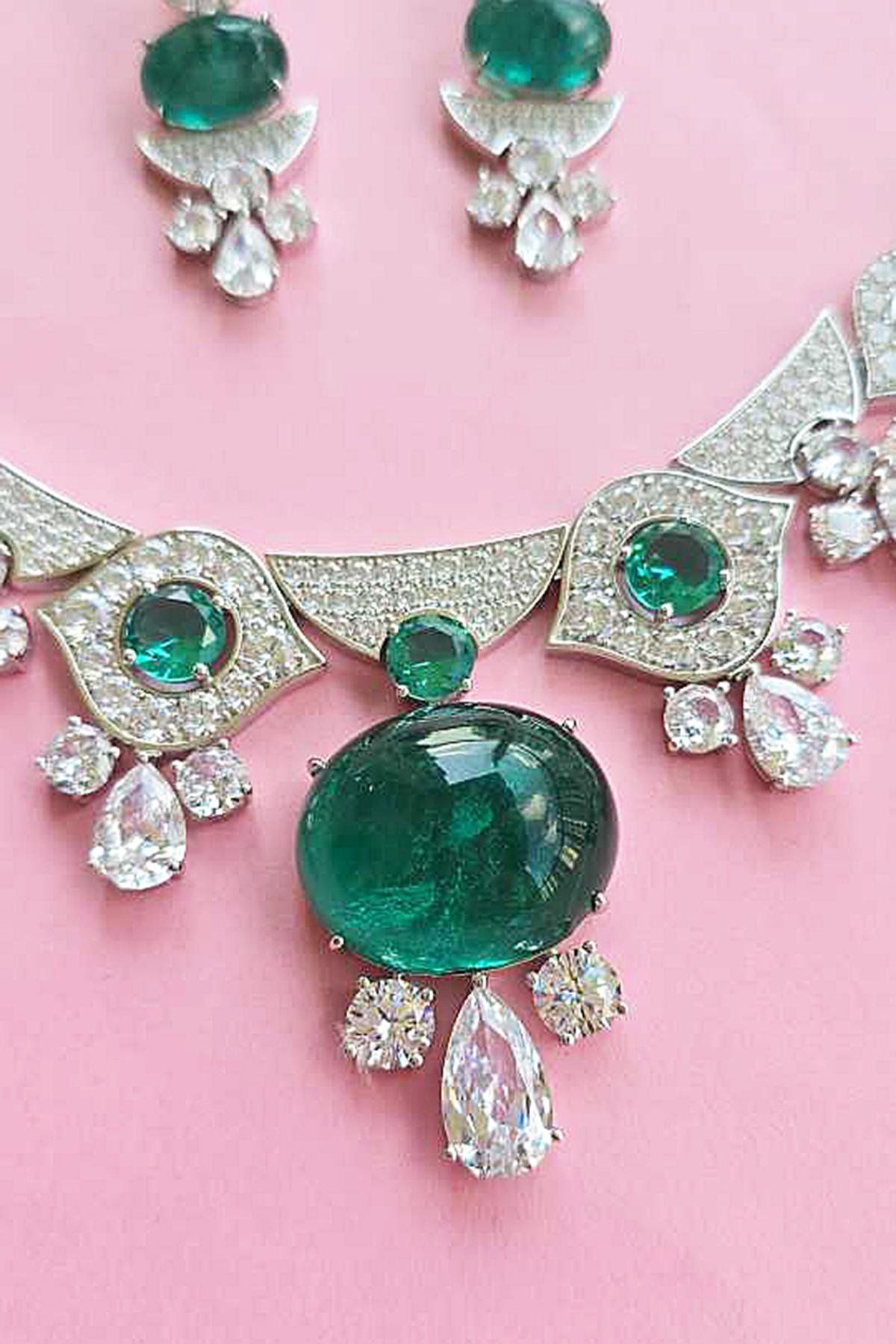 İTHAL PARAIBA TOURMALINE TAŞLI FANCY KESİM GÜMÜŞ KOLYE