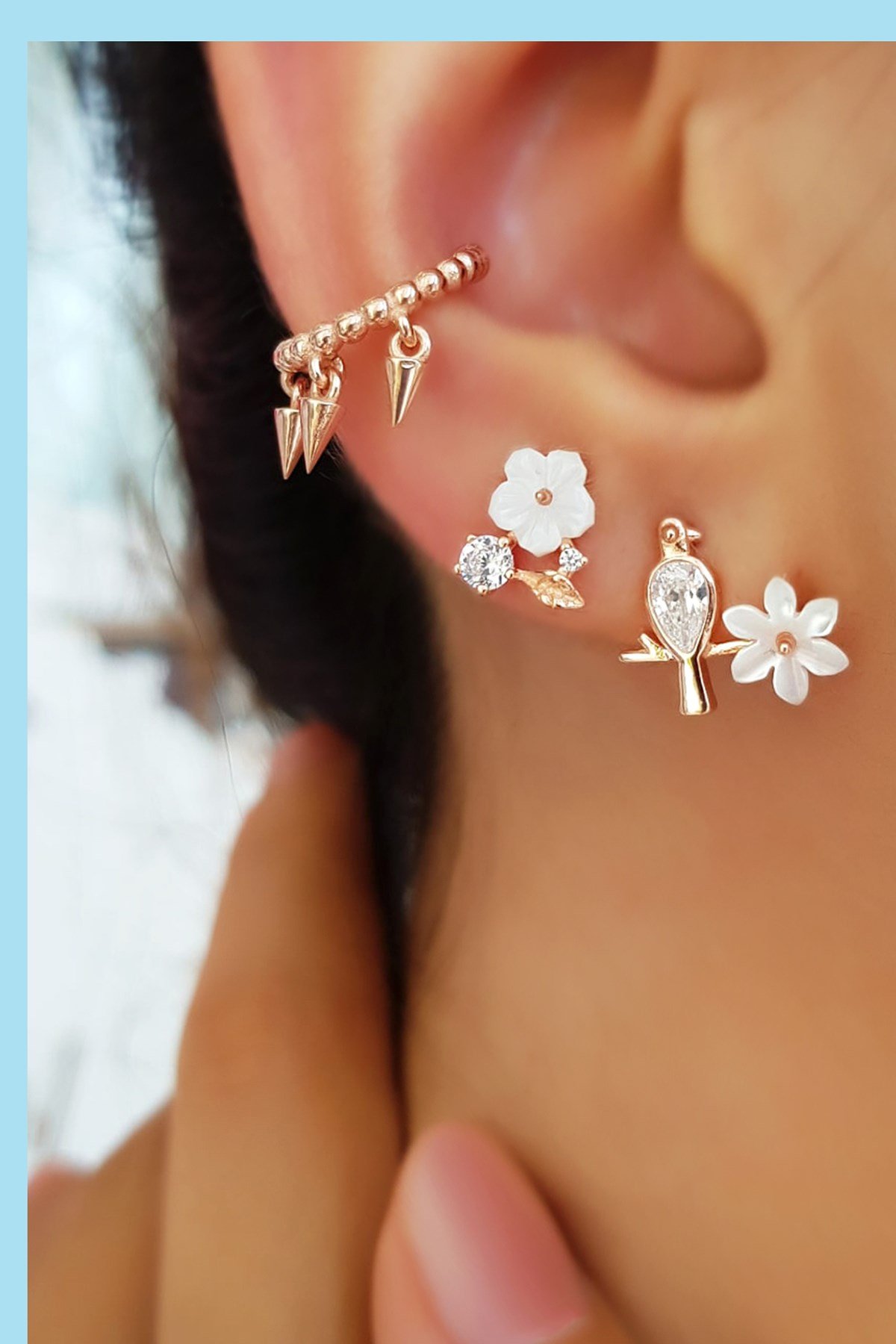 TEKLİ İTHAL MANOLYA FLOWER GÜMÜŞ KÜPE