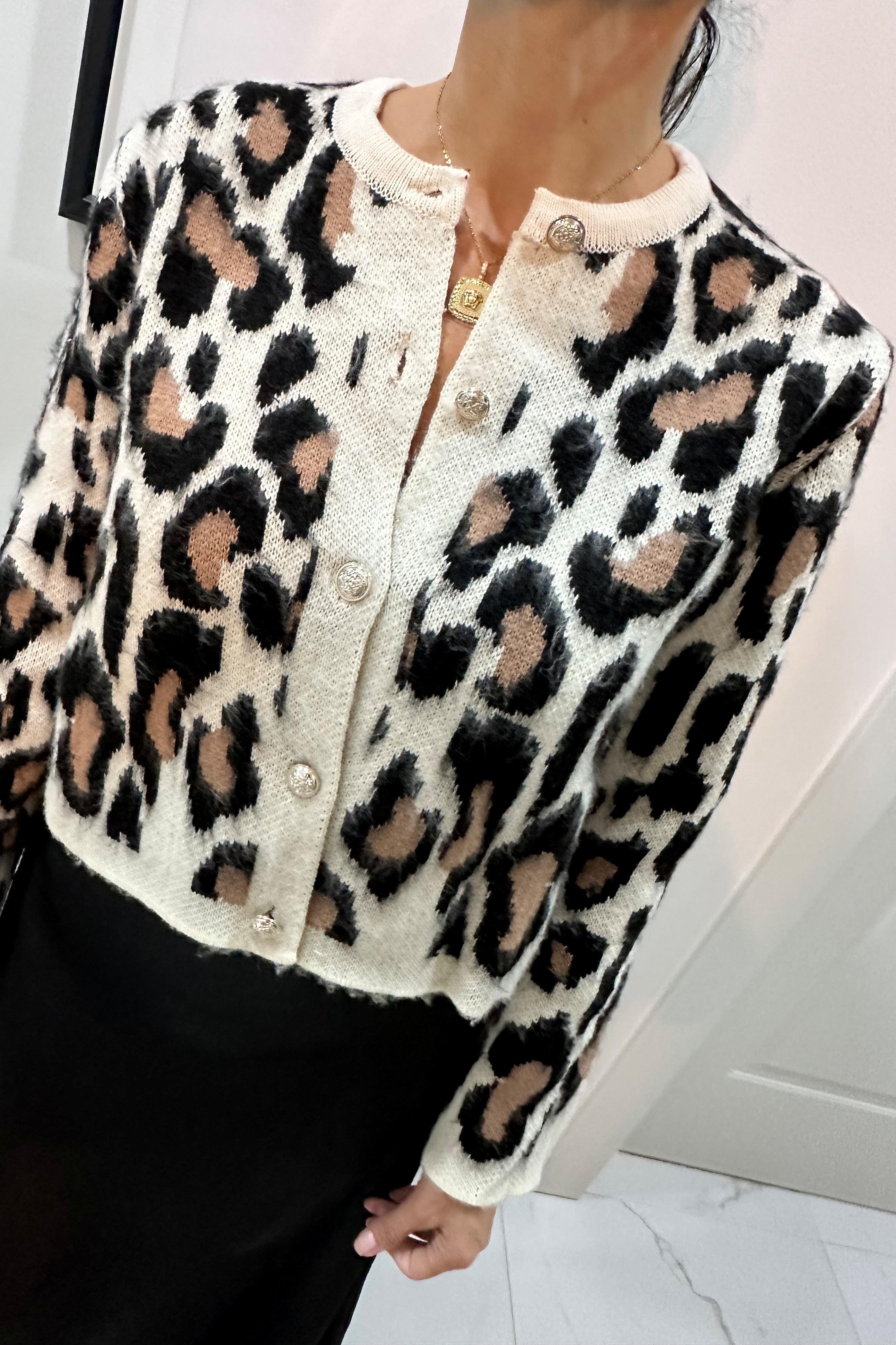 GOLD DÜĞMELİ LEOPAR HIRKA