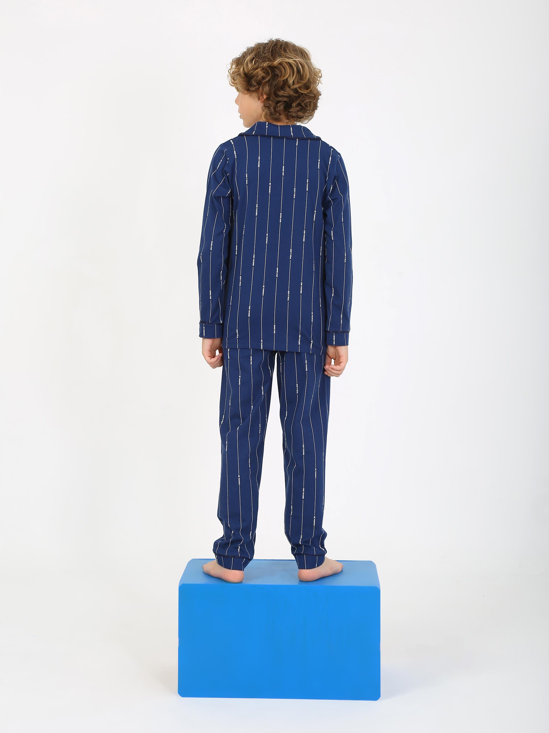 Erkek Çocuk Uzun Kollu %100 Pamuklu Düğmeli Pijama Takımı Leo Uzun