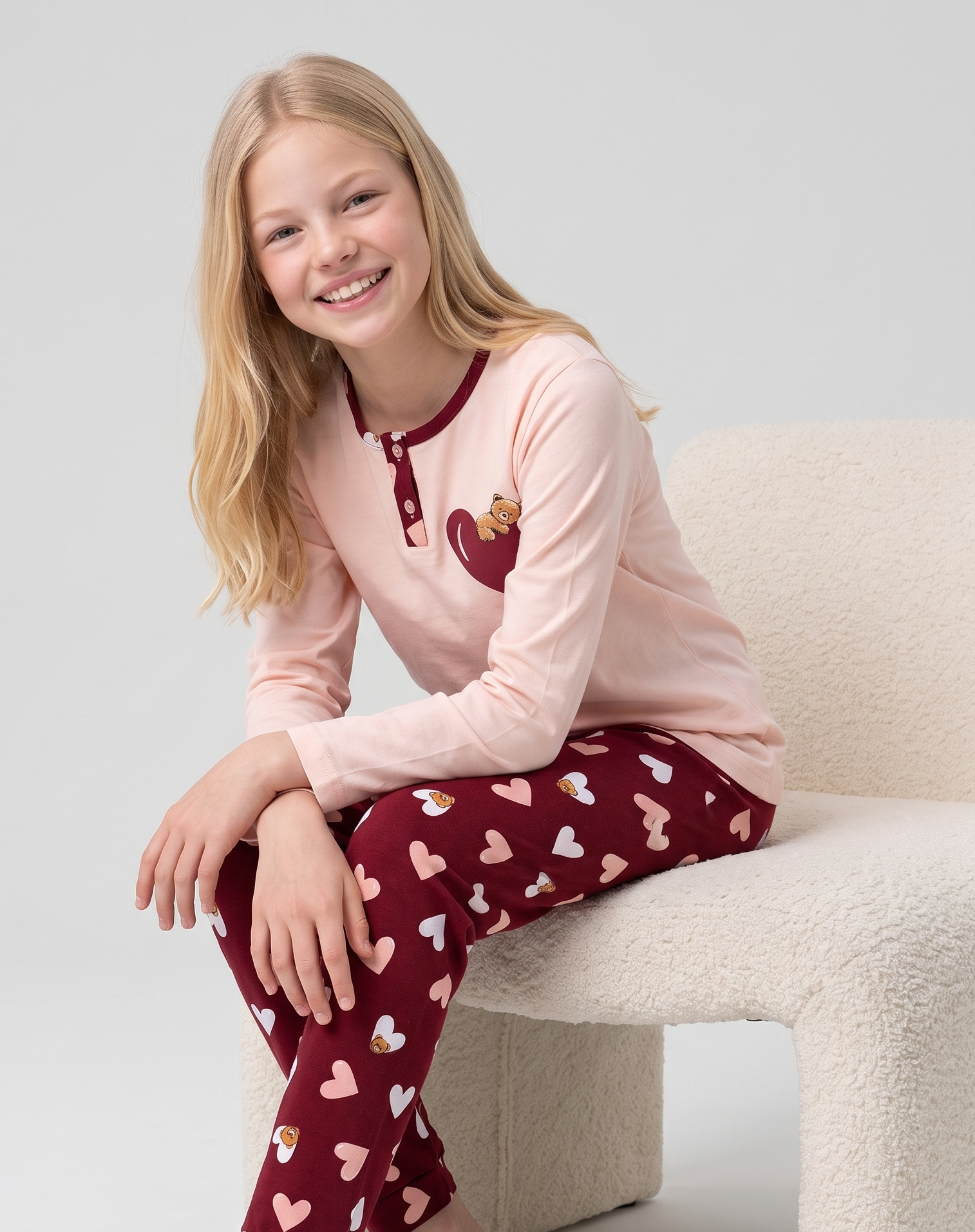 Kız Çocuk Uzun Kollu Düğme Detaylı %100 Pamuklu Pijama Takımı Huggy