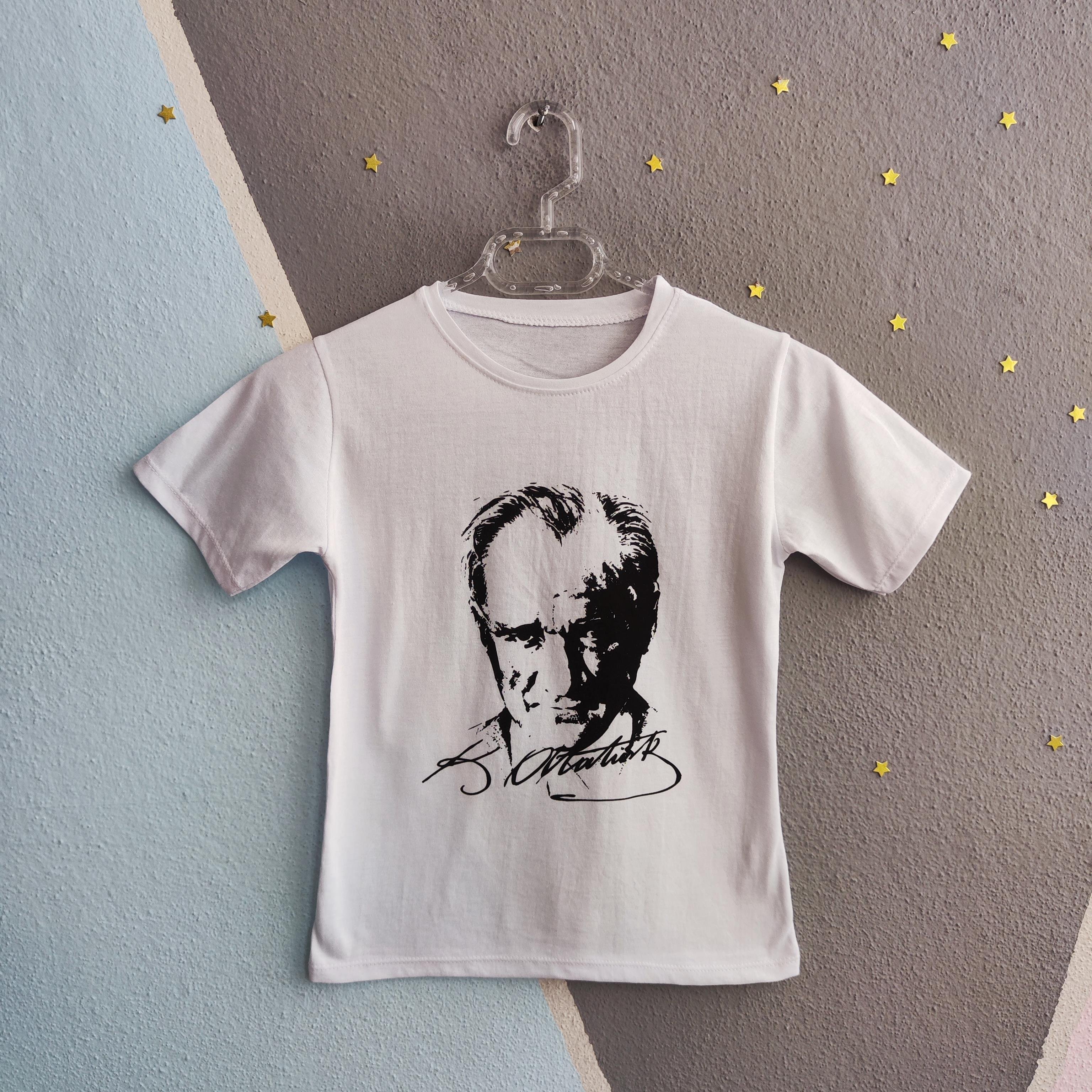1431 - Atatürk baskılı t-shirt - Beyaz