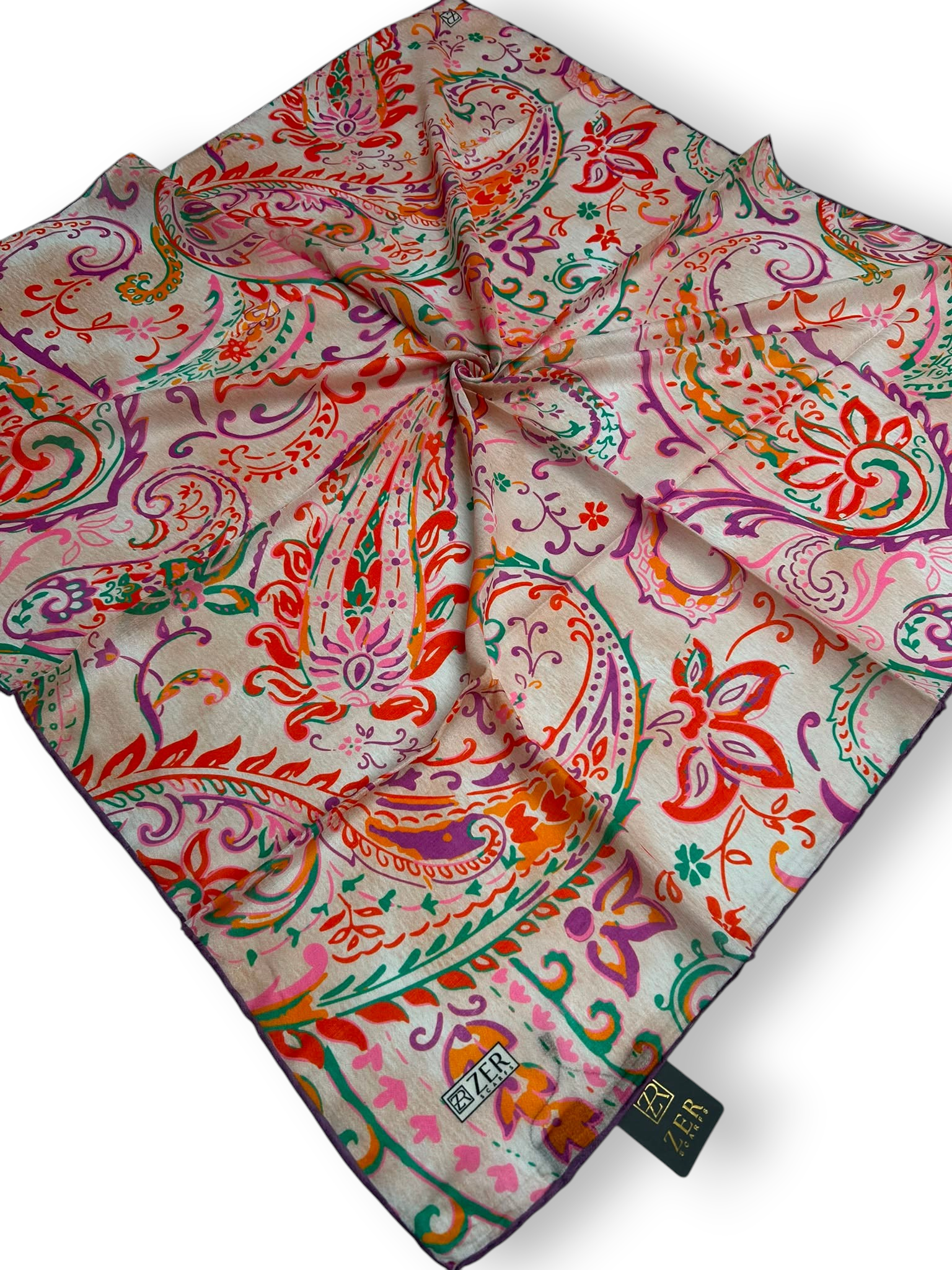 Zer Scarfs Eşarp
