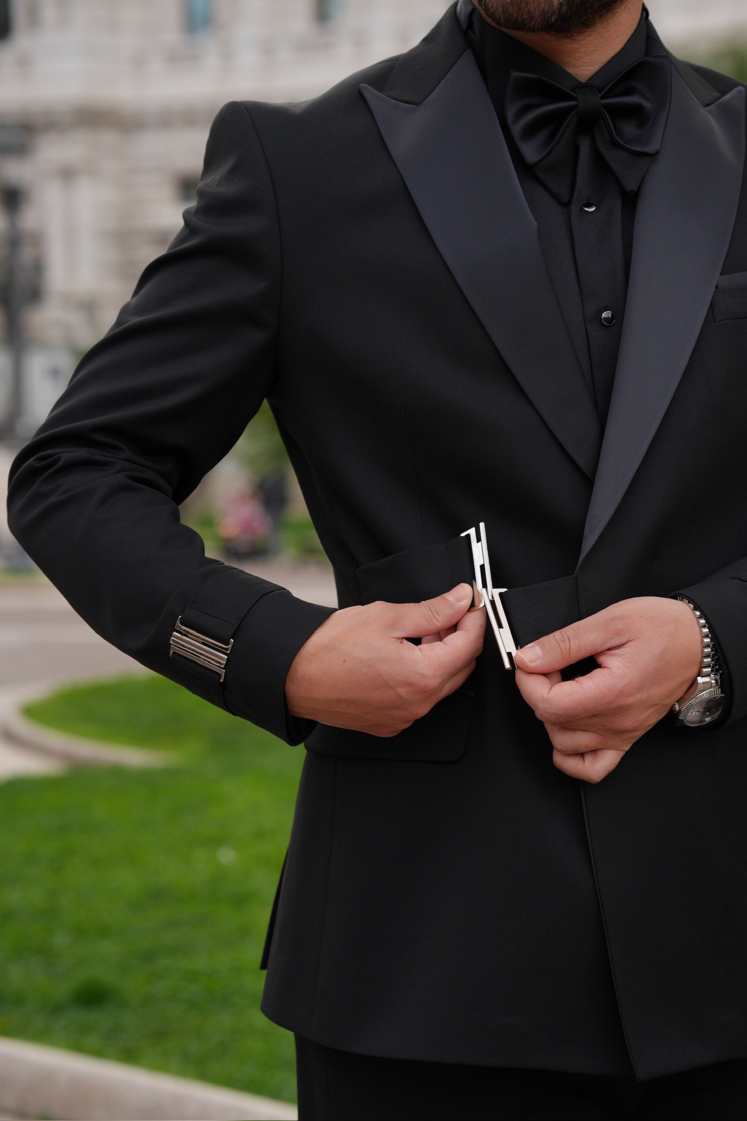 Mens Premium Tuxedo Groom Suit Swallow Collar Silver Buckle Italian Style Slim Fit Jacket Trousers Bow Tie - Black