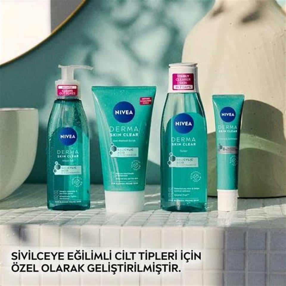 NİVEA YÜZ BAKIM DERMA SKİN CLEAR SİVİLCE KARŞITI YÜZ TEMİZLEME JELİ 150ML