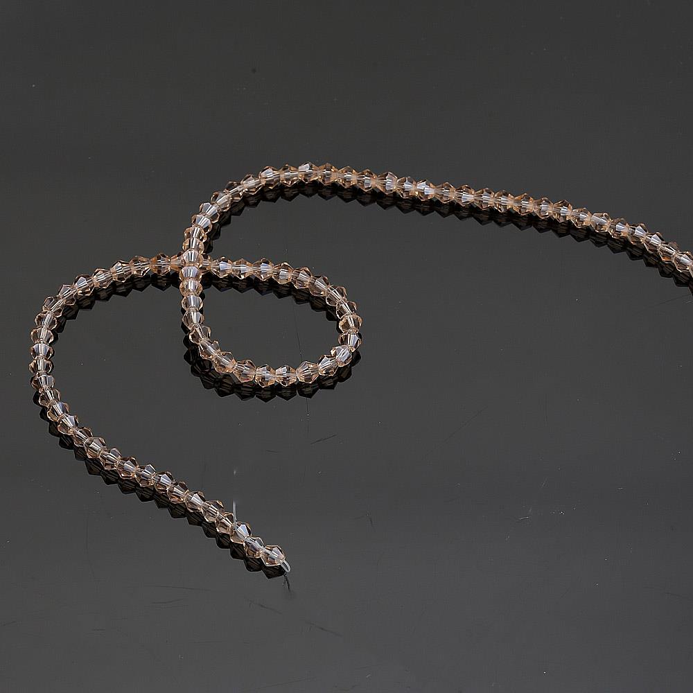 4 mm Bal Rengi Piramit Cam Boncuk