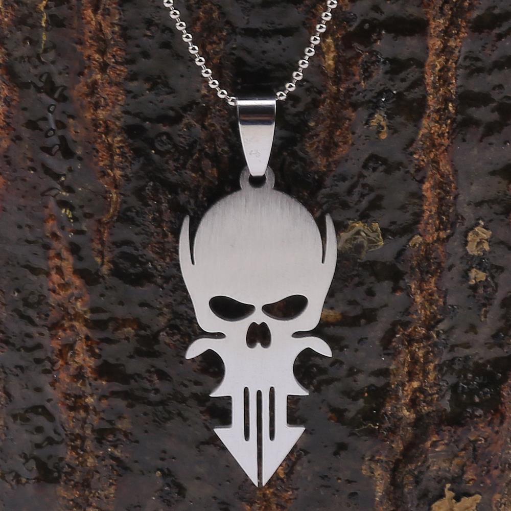 Kararmaz Çelik Kurukafa Kolye Ucu