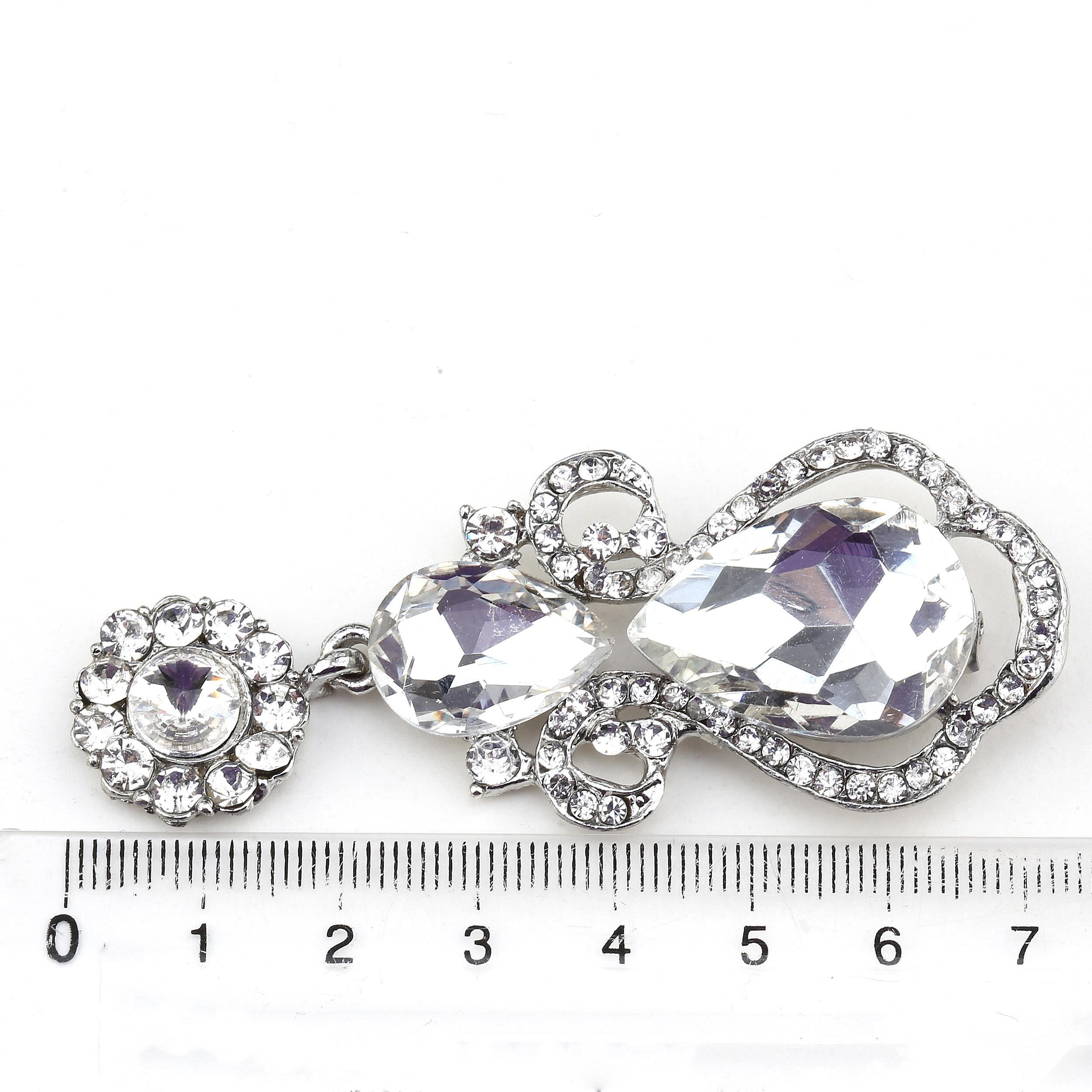 Kristal Taşlı Broş