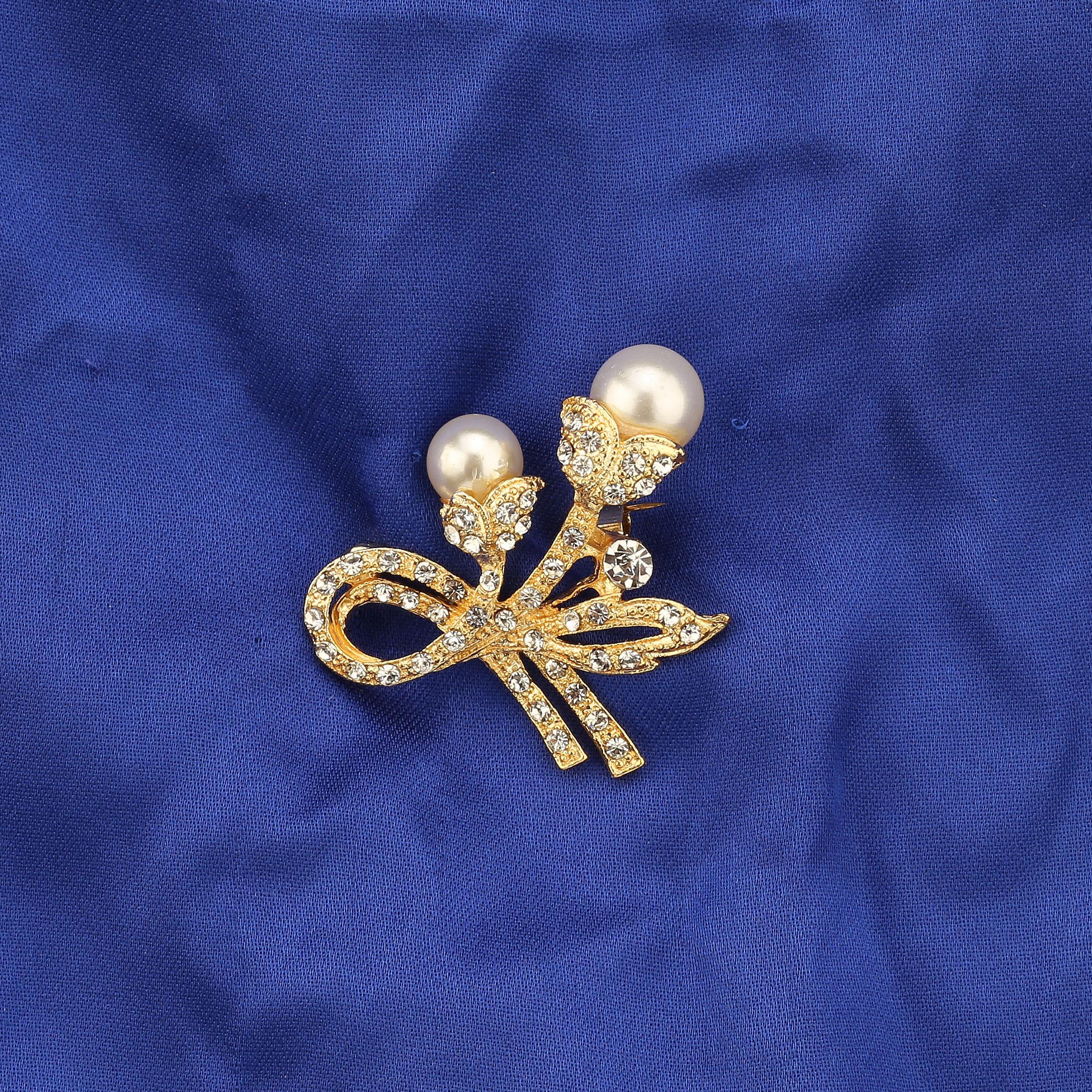 Kristal Taşlı ve İncili Çiçek Broş