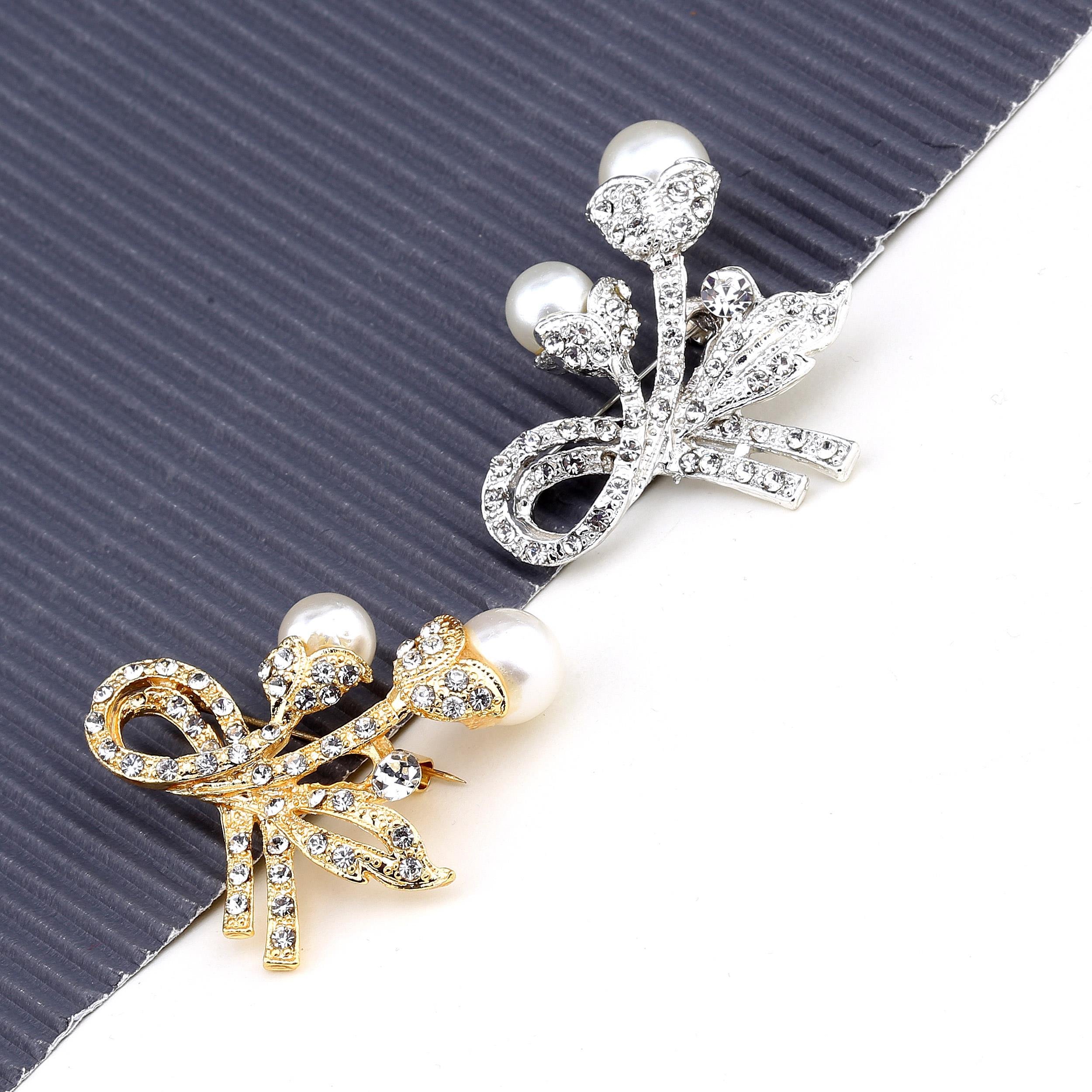 Kristal Taşlı ve İncili Çiçek Broş