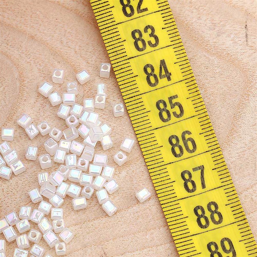 Miyuki Square Cube 3 mm Kristal Boncuk