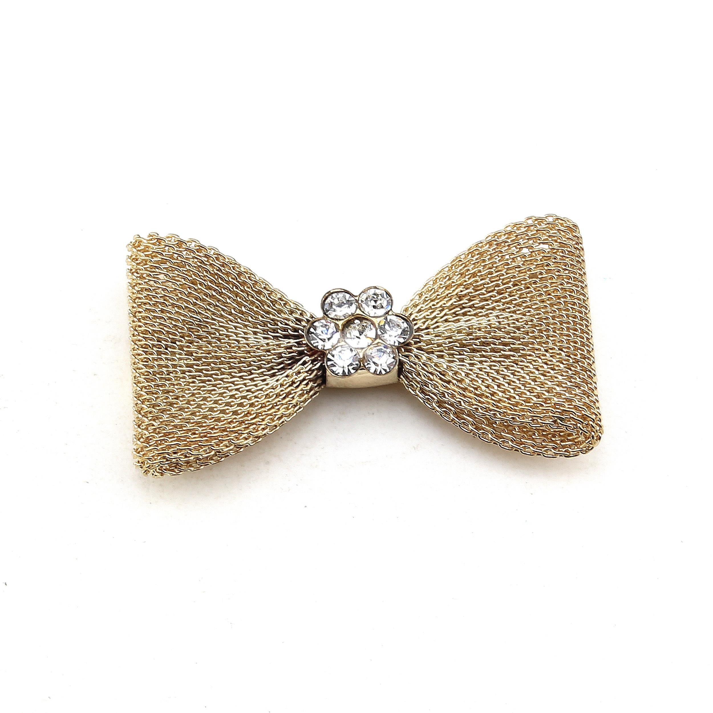 Taş Süslemeli Metal Fiyonk Süs Karartma Altın